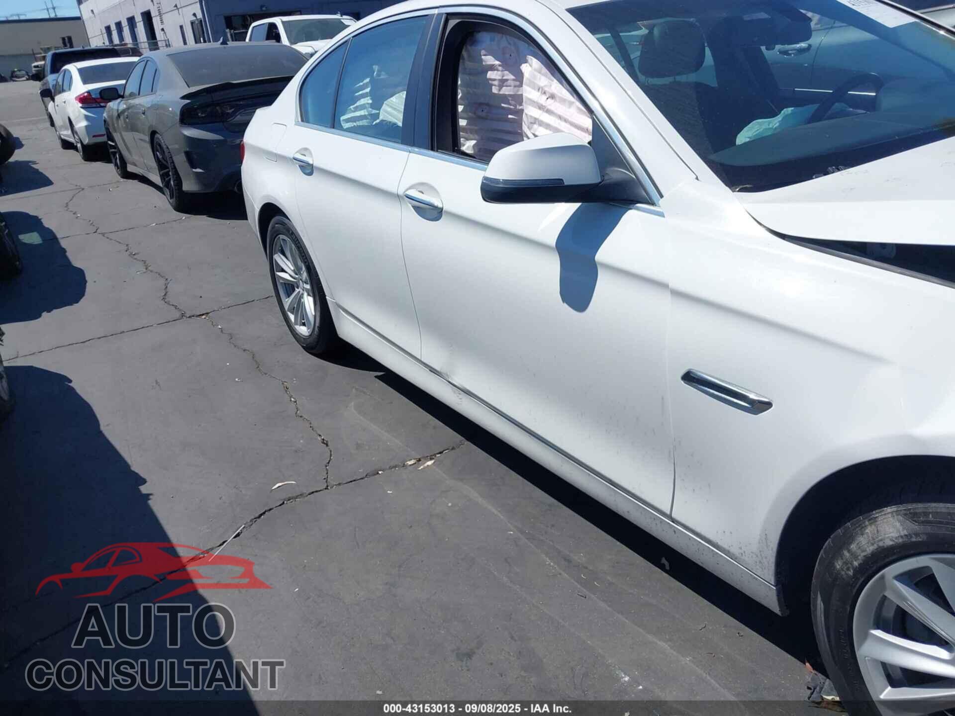 BMW 528I 2014 - WBA5A5C58ED505143