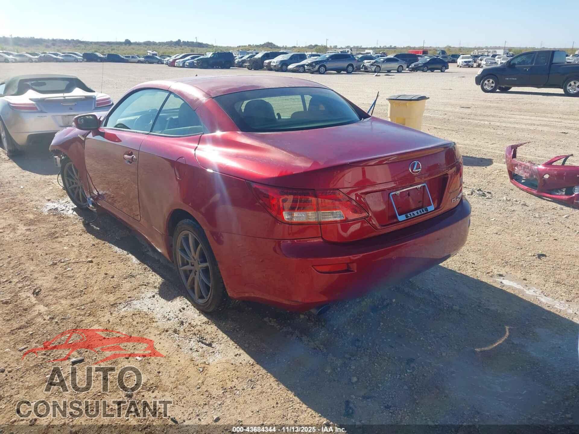 LEXUS IS 250C 2014 - JTHFF2C27E2530672