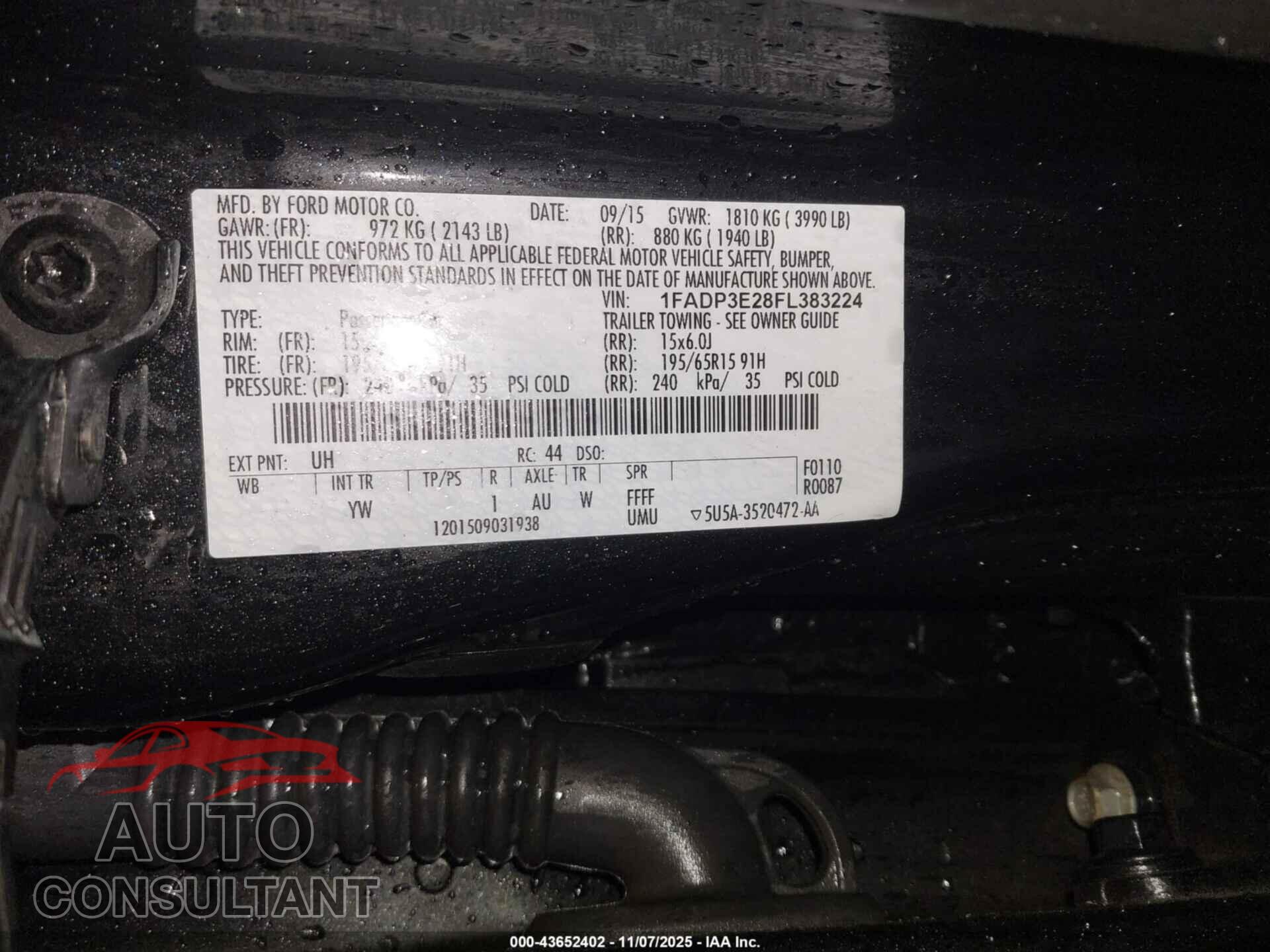 FORD FOCUS 2015 - 1FADP3E28FL383224