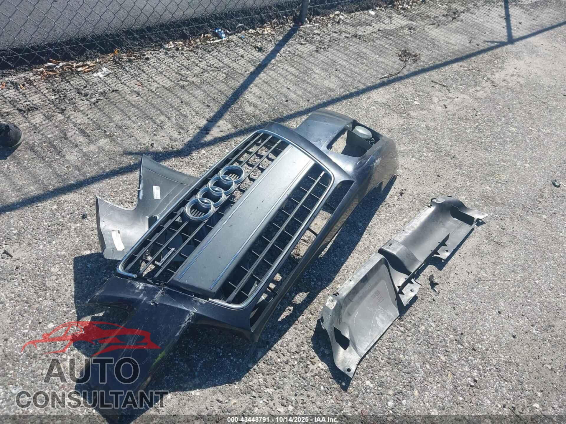 AUDI A5 2012 - WAUAFAFH8CN007191