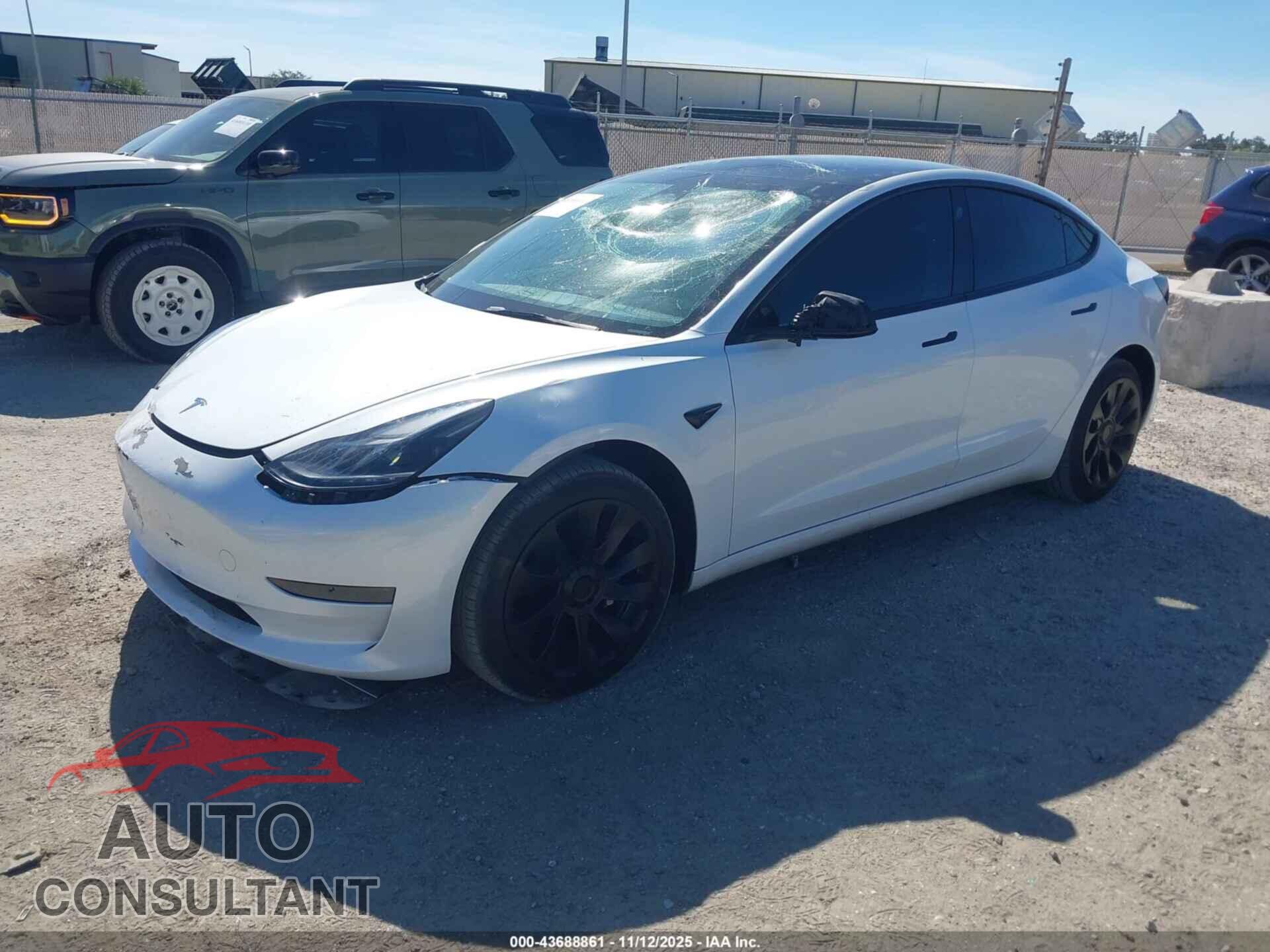 TESLA MODEL 3 2023 - 5YJ3E1EA0PF556603