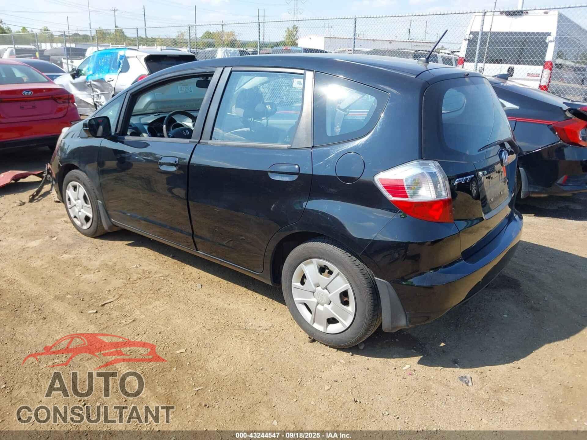 HONDA FIT 2012 - JHMGE8H32CS002630