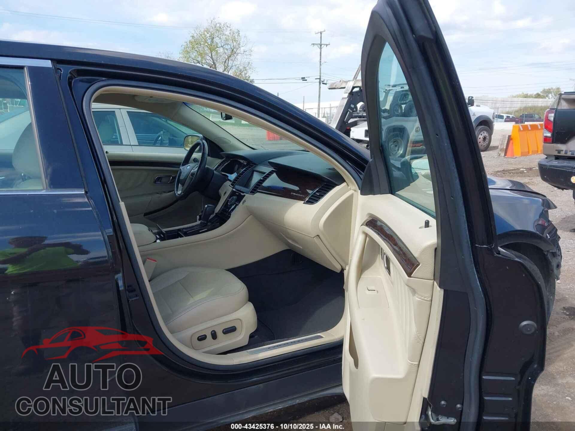 FORD TAURUS 2013 - 1FAHP2F83DG137668