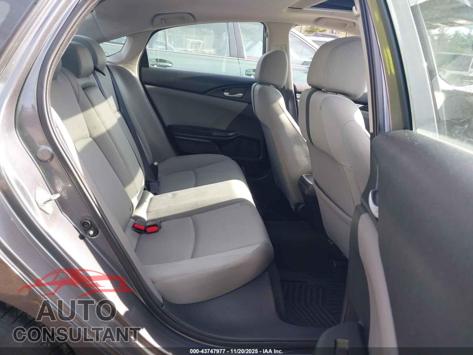 HONDA CIVIC 2016 - 2HGFC2F71GH517249