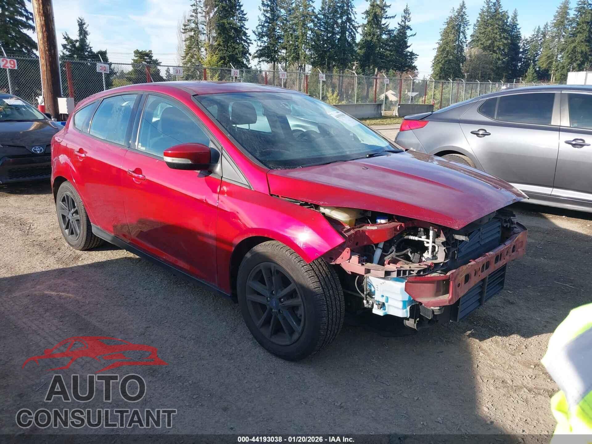 FORD FOCUS 2017 - 1FADP3K25HL344520