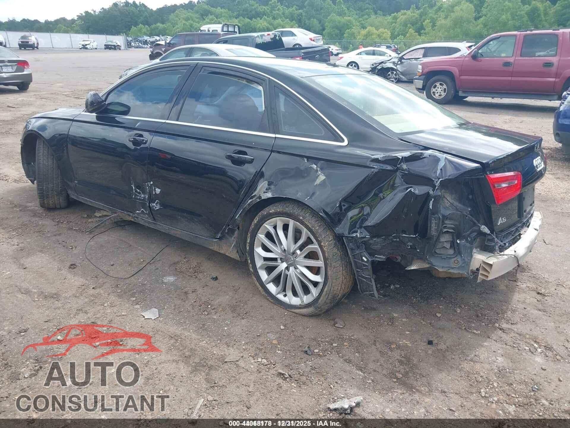 AUDI A6 2013 - WAUGFAFC7DN065065