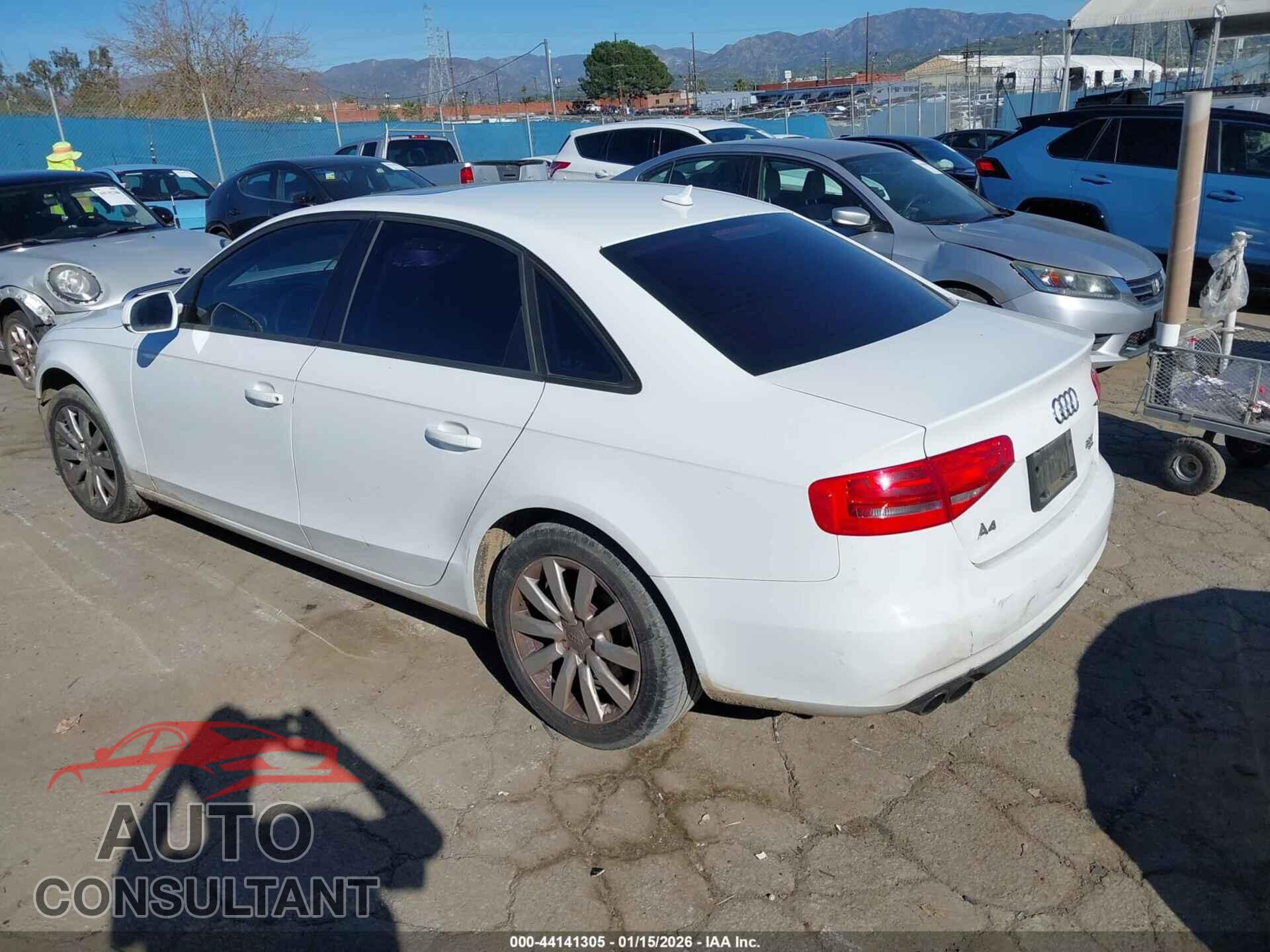 AUDI A4 2013 - WAUBFAFL6DA191841