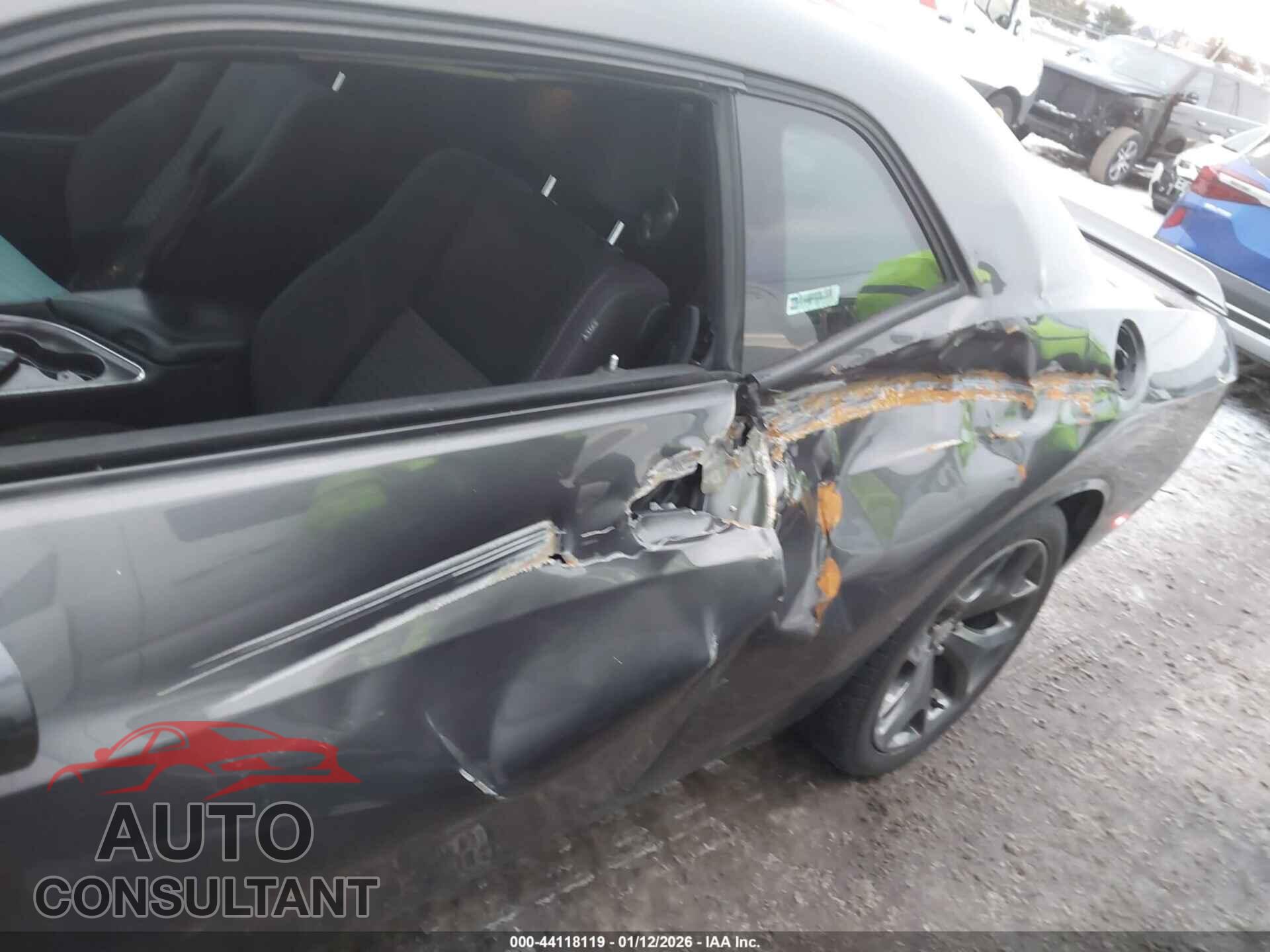 DODGE CHALLENGER 2015 - 2C3CDZAT3FH706919