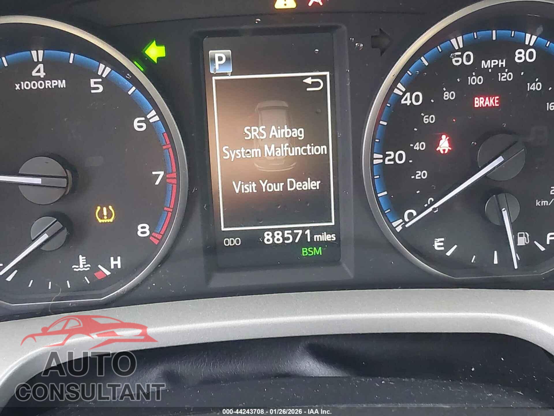 TOYOTA RAV4 2018 - 2T3RFREVXJW746256