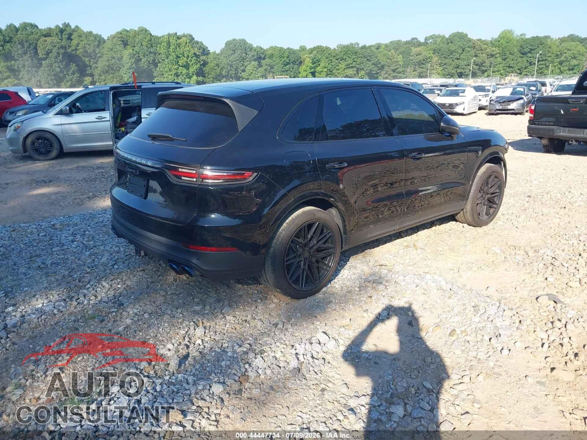 PORSCHE CAYENNE 2020 - WP1AB2AY2LDA27565