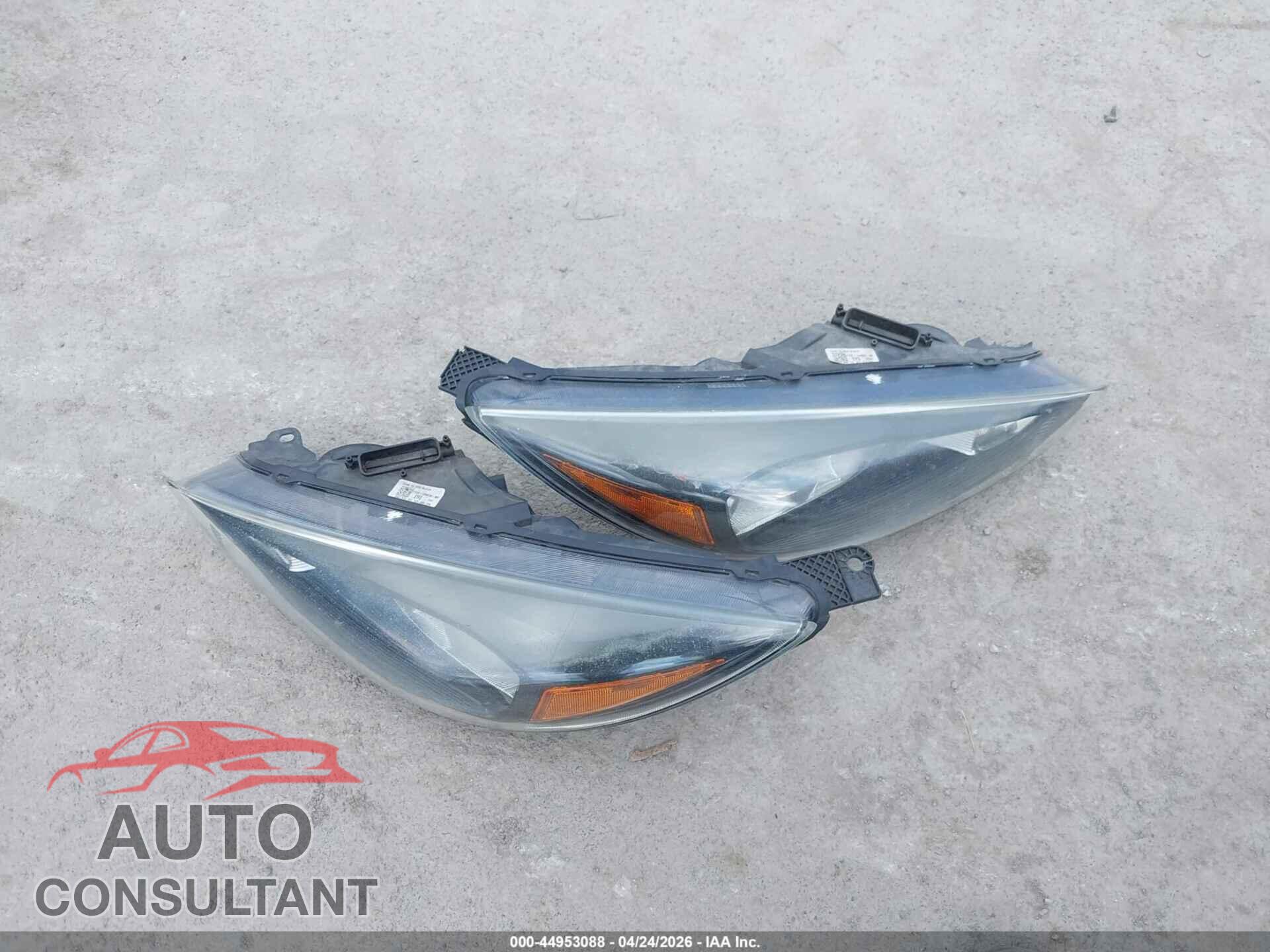 FORD FOCUS 2015 - 1FADP3F25FL318278