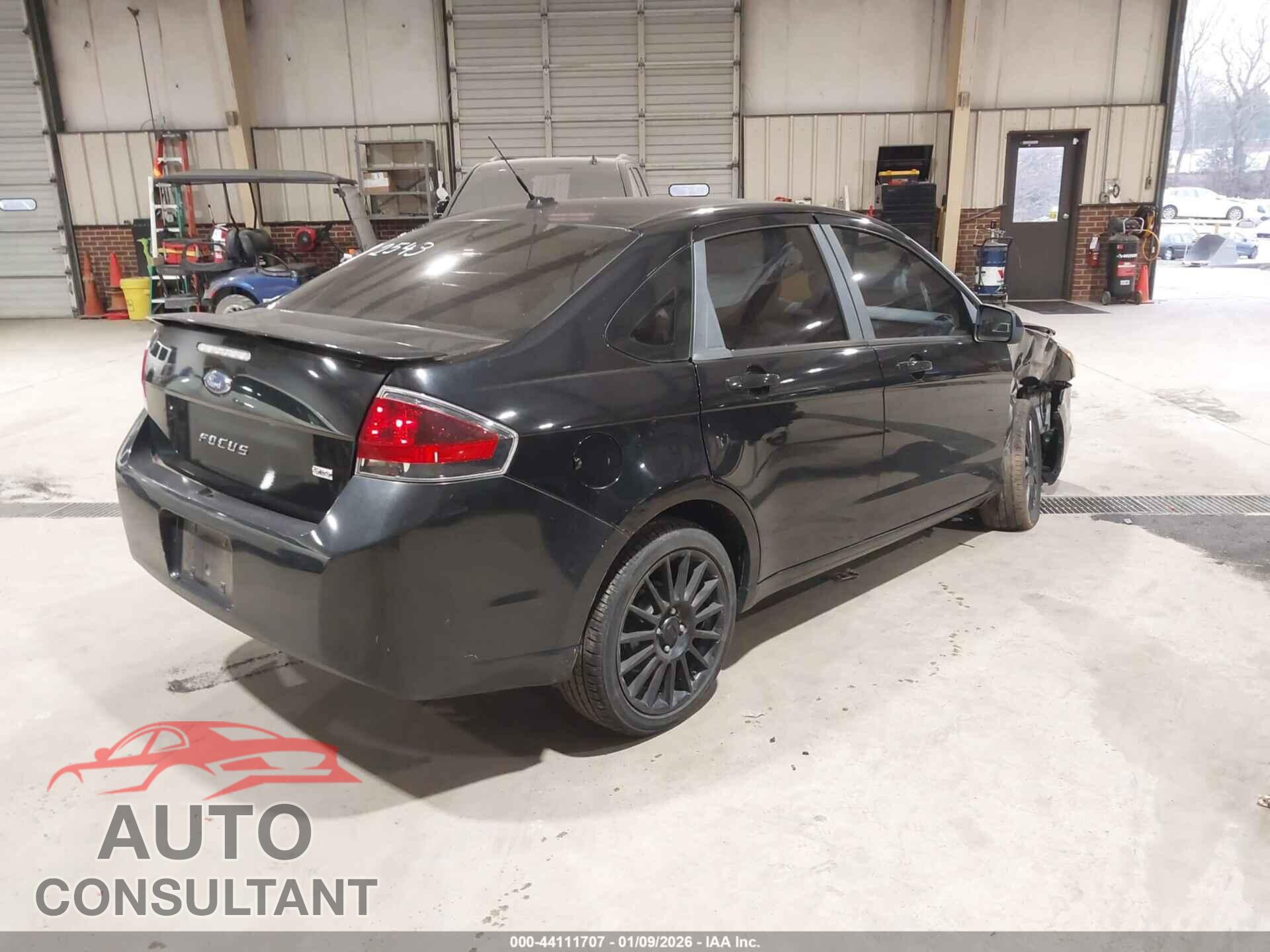FORD FOCUS 2011 - 1FAHP3GN8BW172543