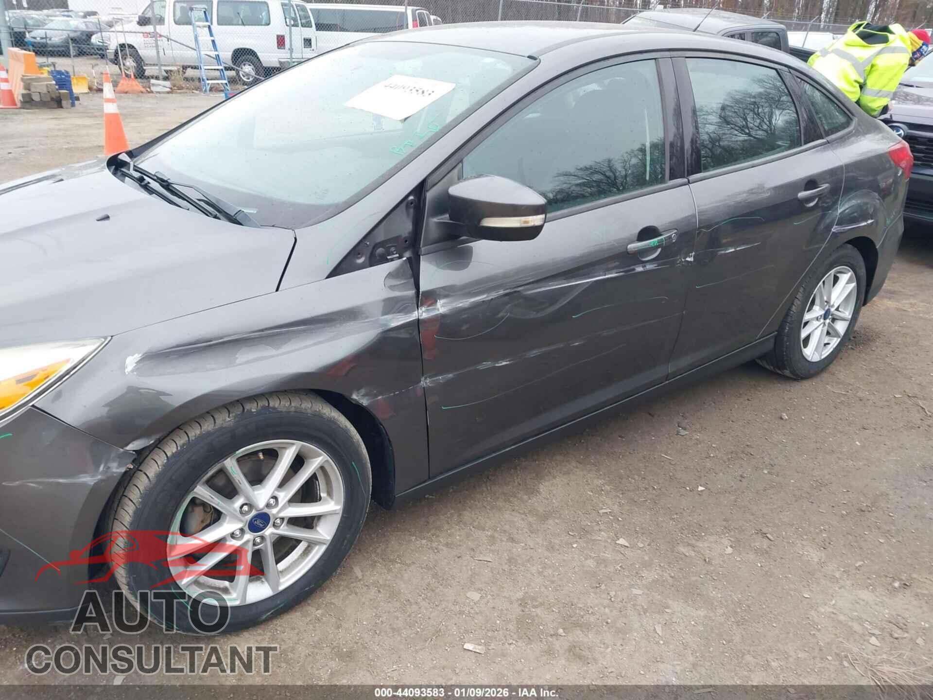 FORD FOCUS 2016 - 1FADP3F24GL304082