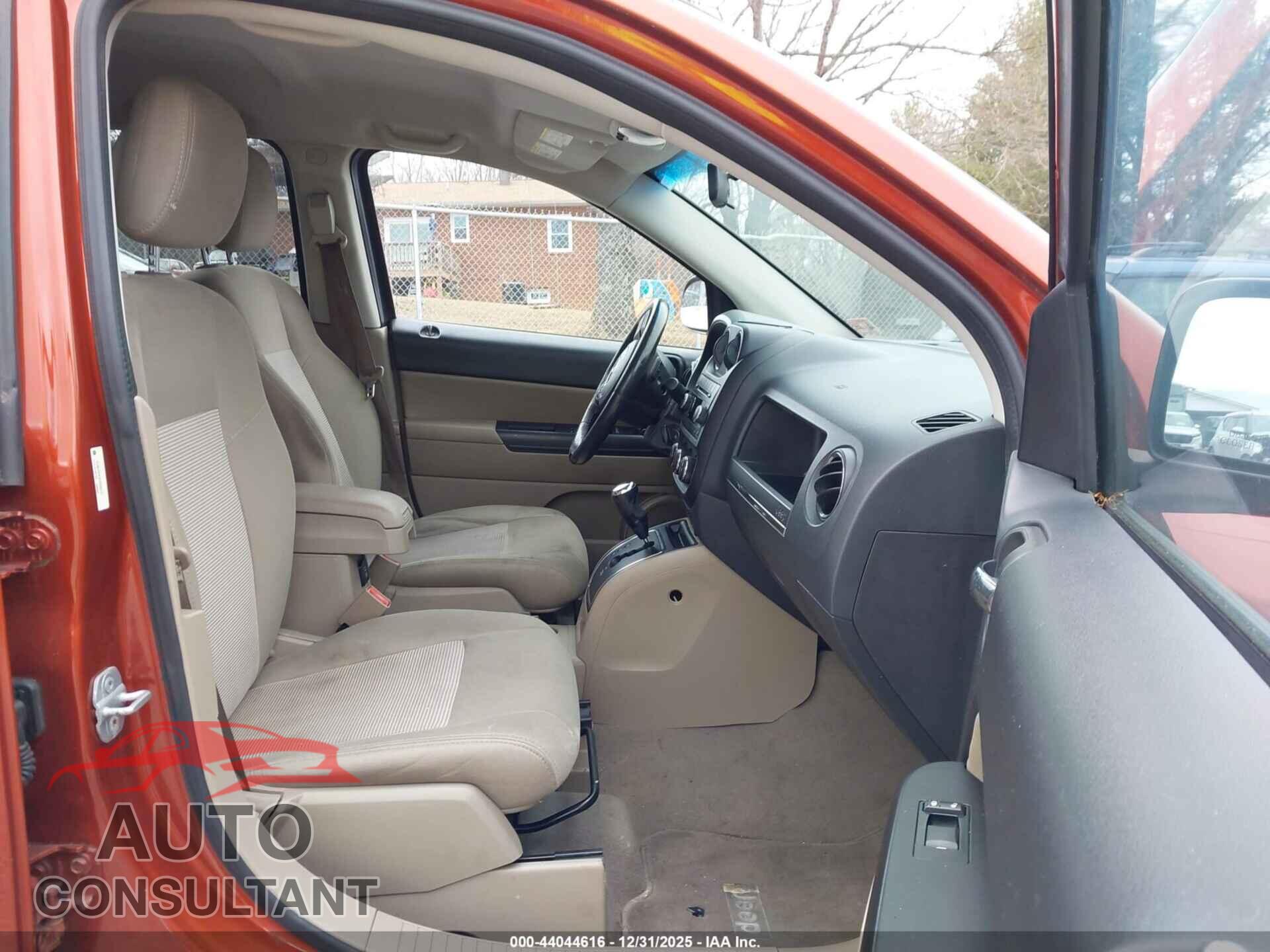 JEEP COMPASS 2012 - 1C4NJDEB3CD599817