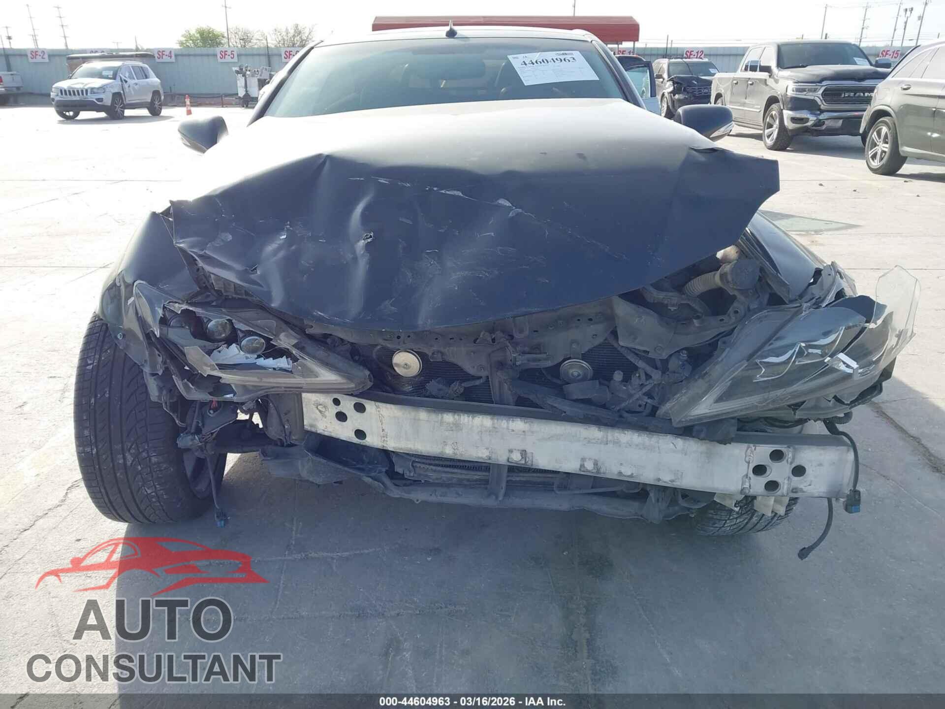 LEXUS IS 350C 2011 - JTHFE2C25B2506272