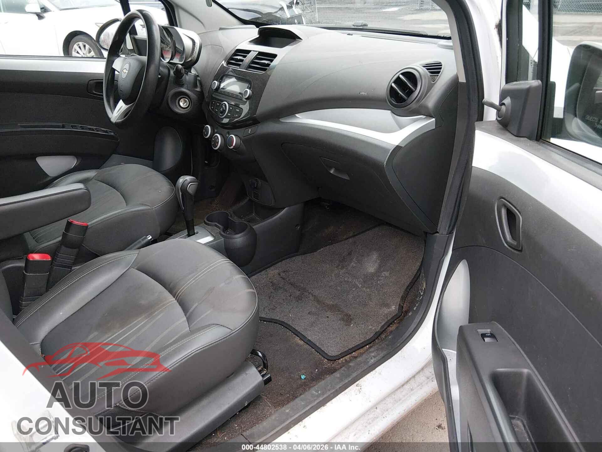 CHEVROLET SPARK 2014 - KL8CB6S9XEC543361