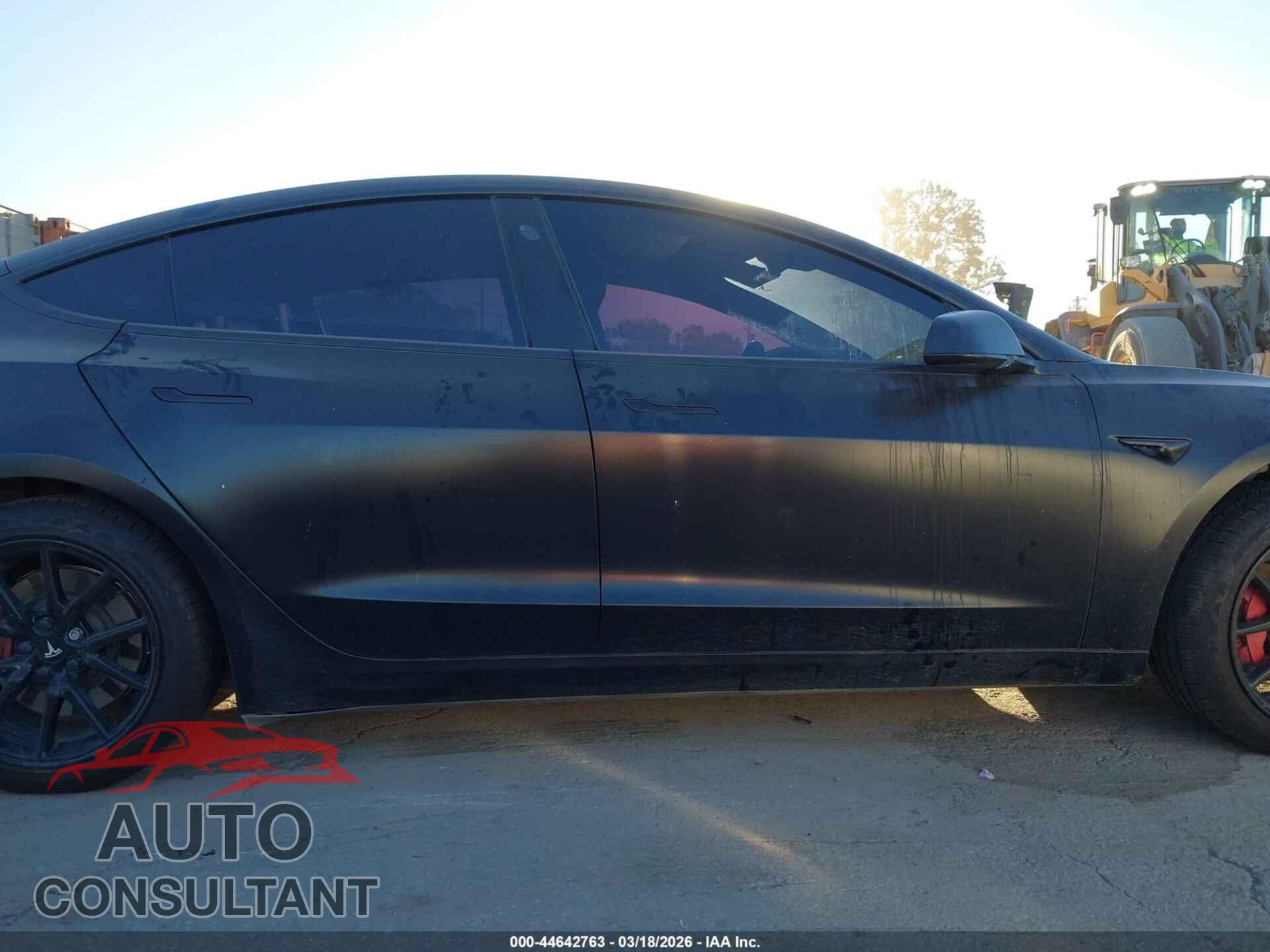 TESLA MODEL 3 2019 - 5YJ3E1EA7KF396423