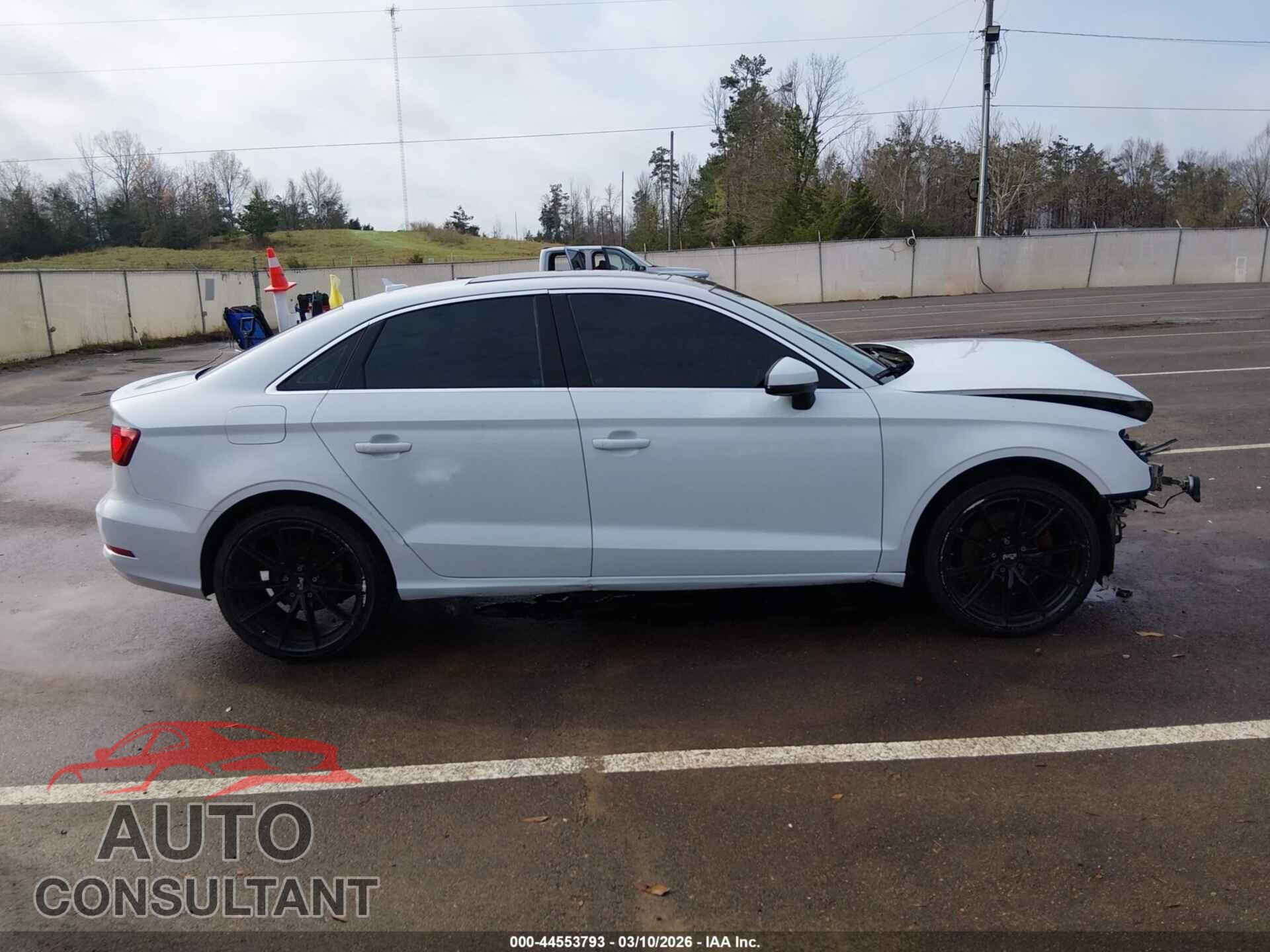 AUDI A3 2015 - WAUACGFF6F1002092