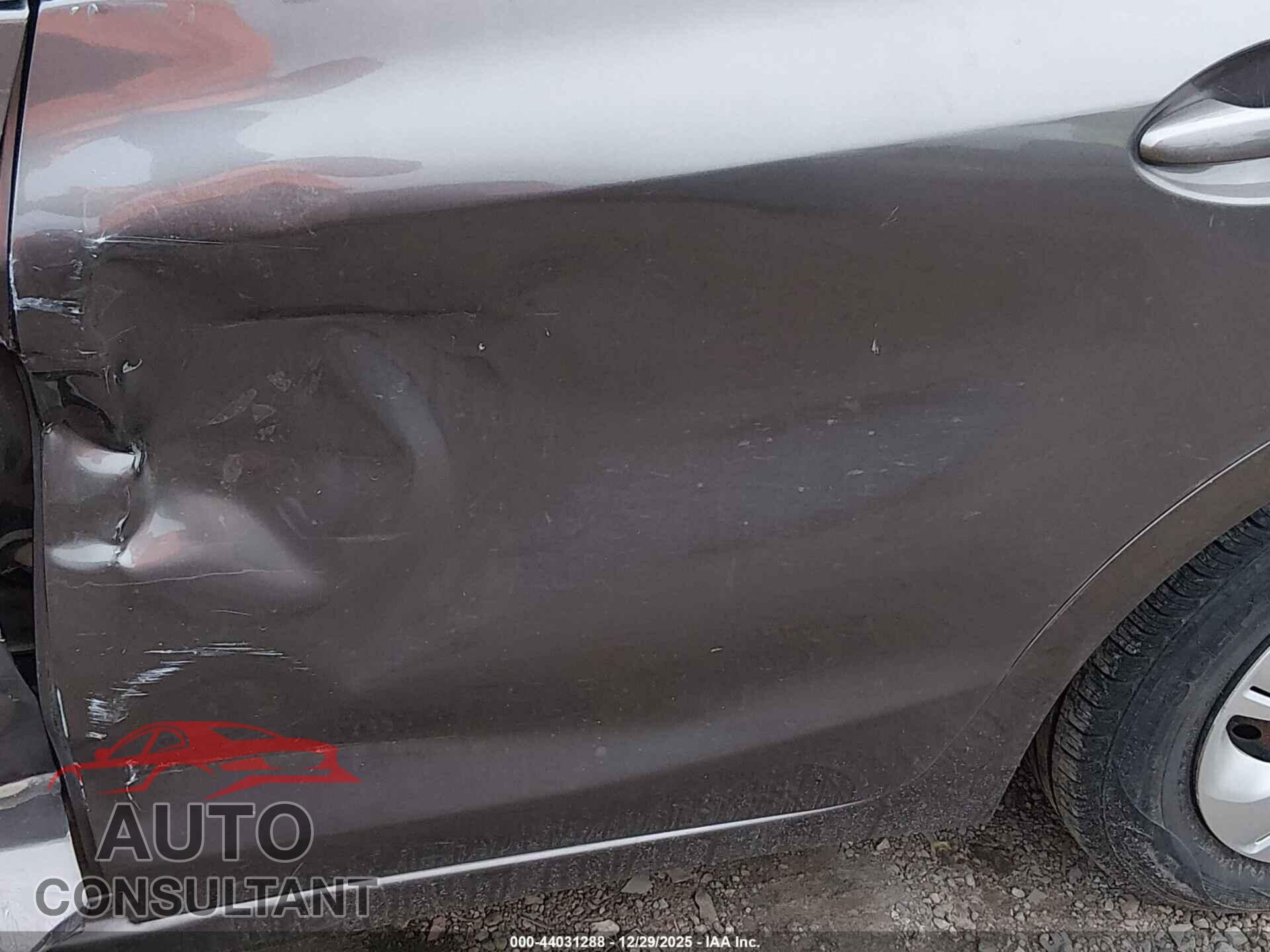 HONDA CIVIC 2013 - 2HGFB2F56DH547876