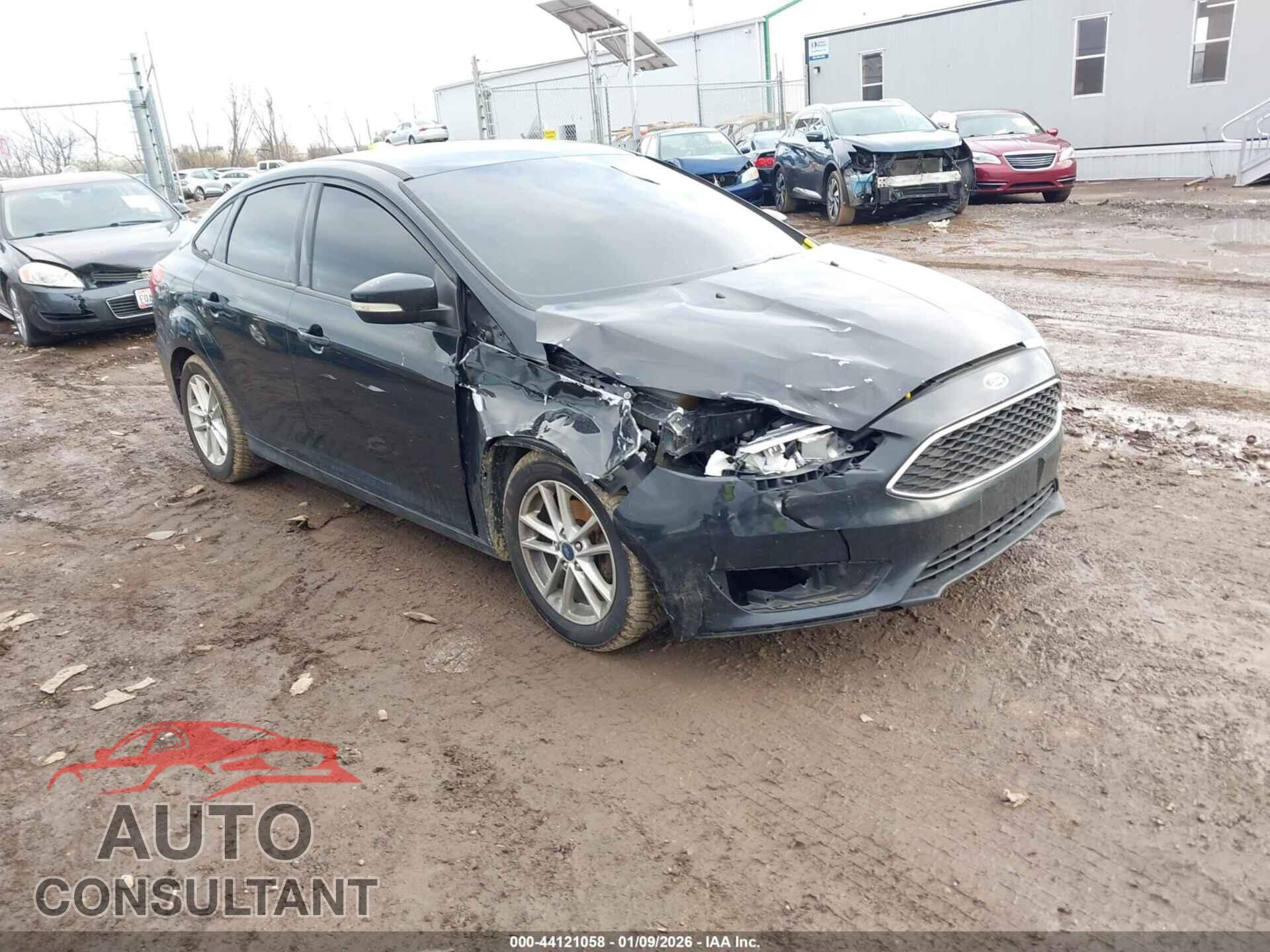 FORD FOCUS 2015 - 1FADP3FE7FL209346