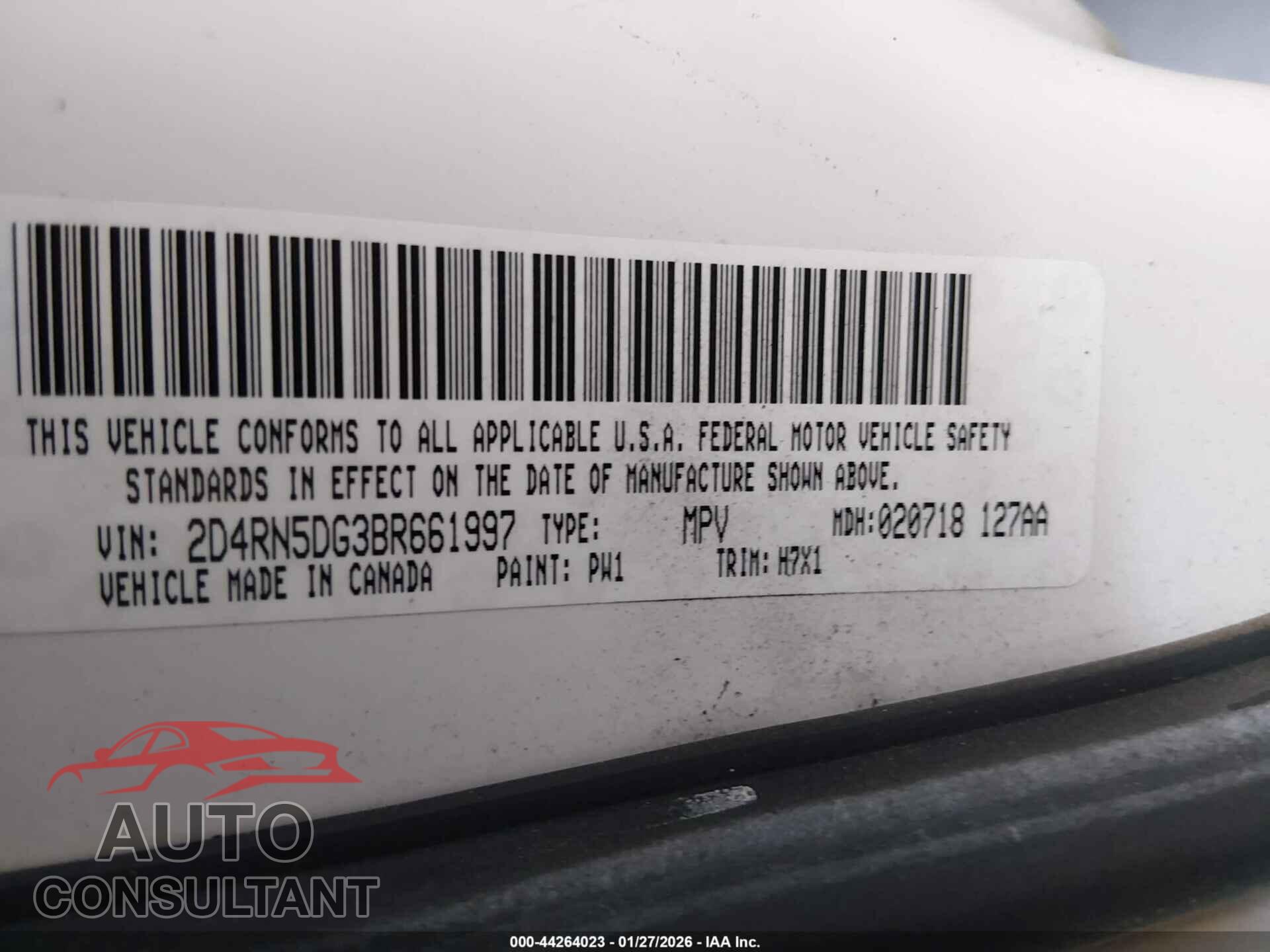 DODGE GRAND CARAVAN 2011 - 2D4RN5DG3BR661997