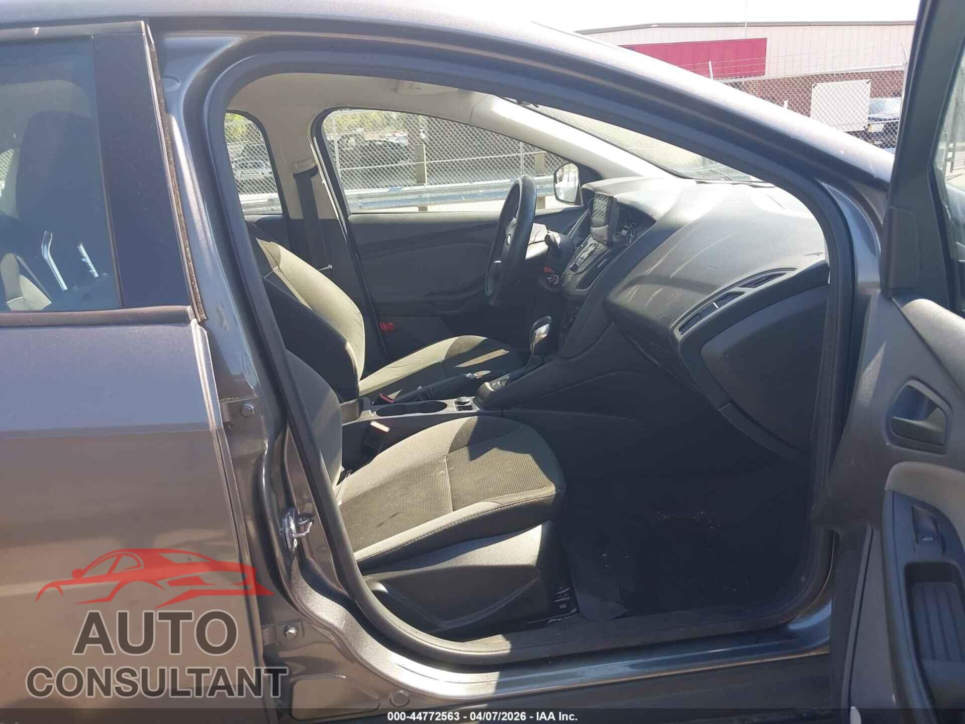 FORD FOCUS 2012 - 1FAHP3E26CL433728