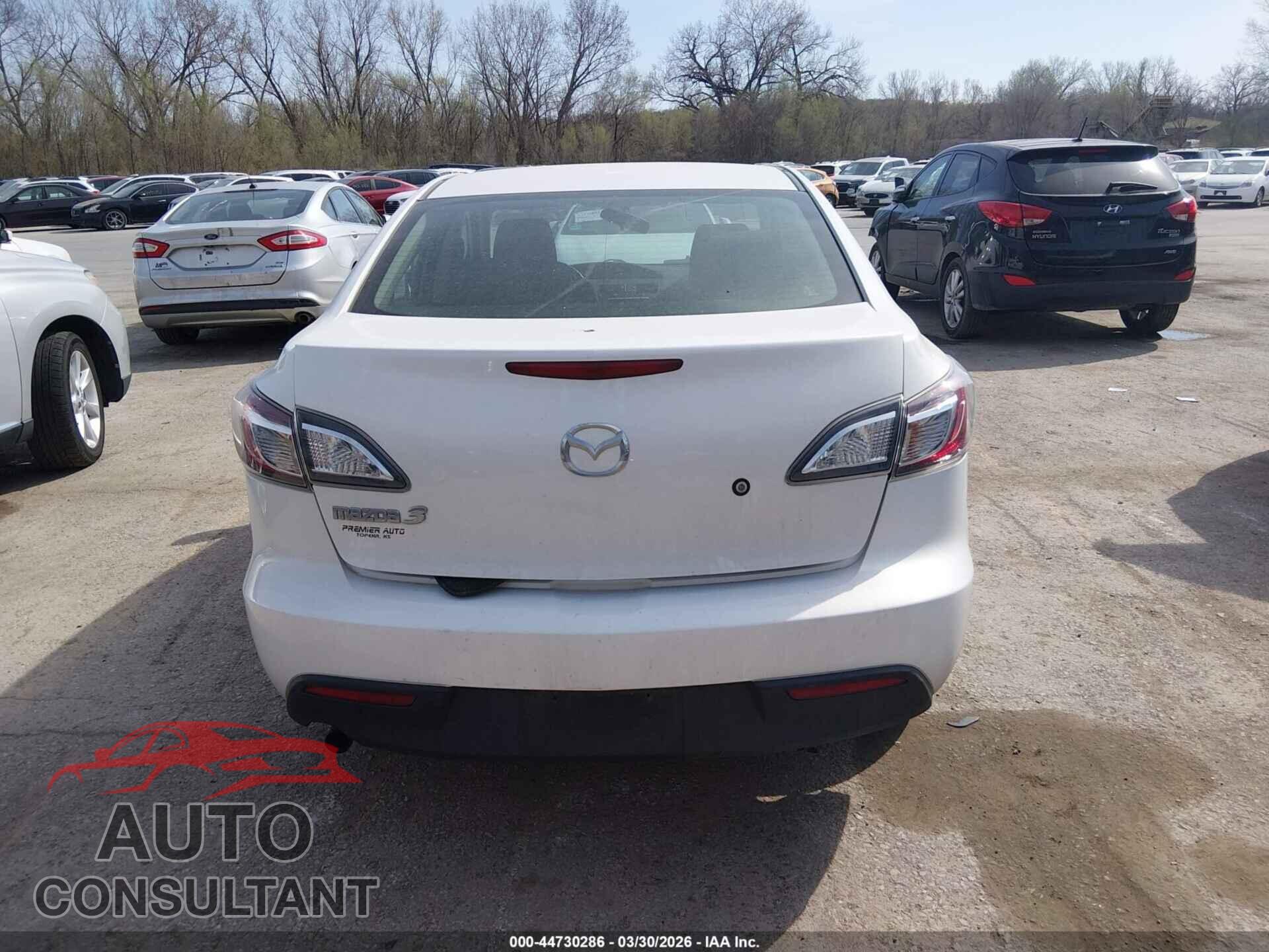 MAZDA MAZDA3 2011 - JM1BL1UG1B1459113