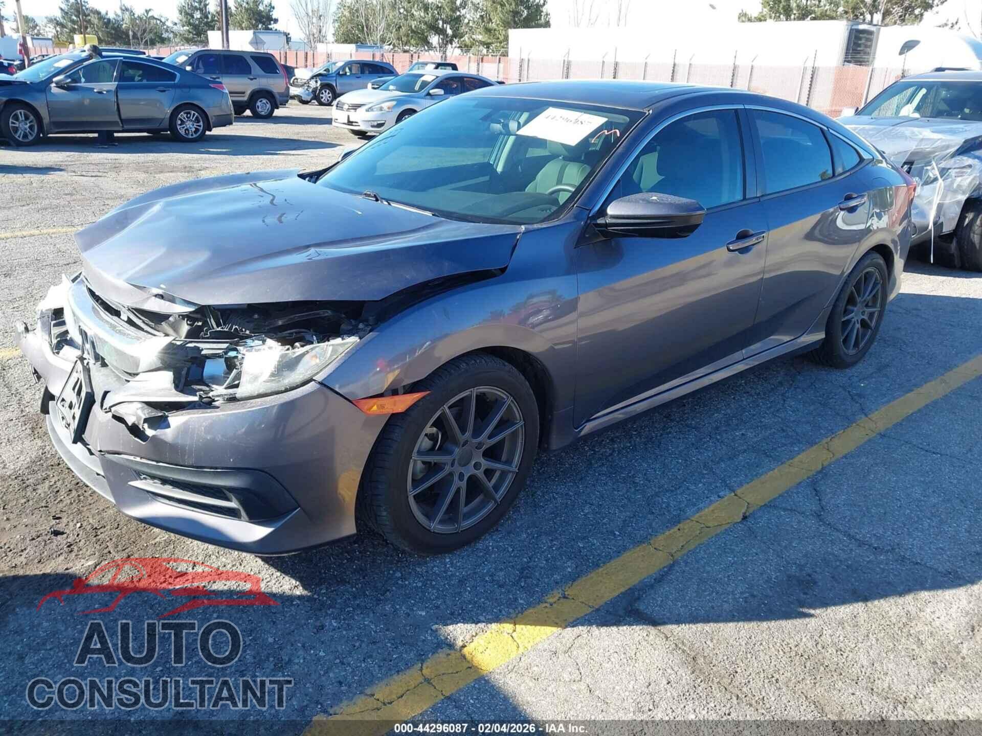 HONDA CIVIC 2018 - 2HGFC2F79JH531410