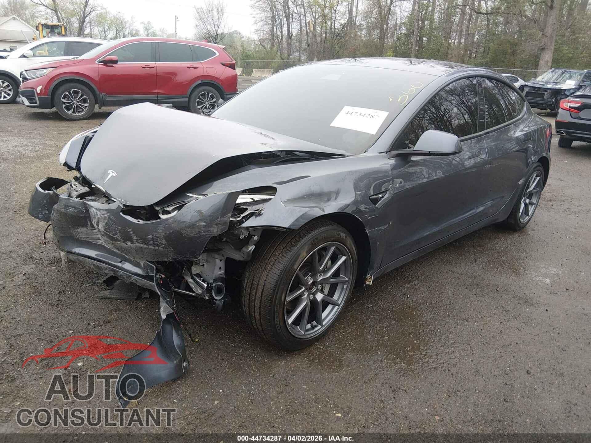 TESLA MODEL 3 2022 - 5YJ3E1EB6NF113765