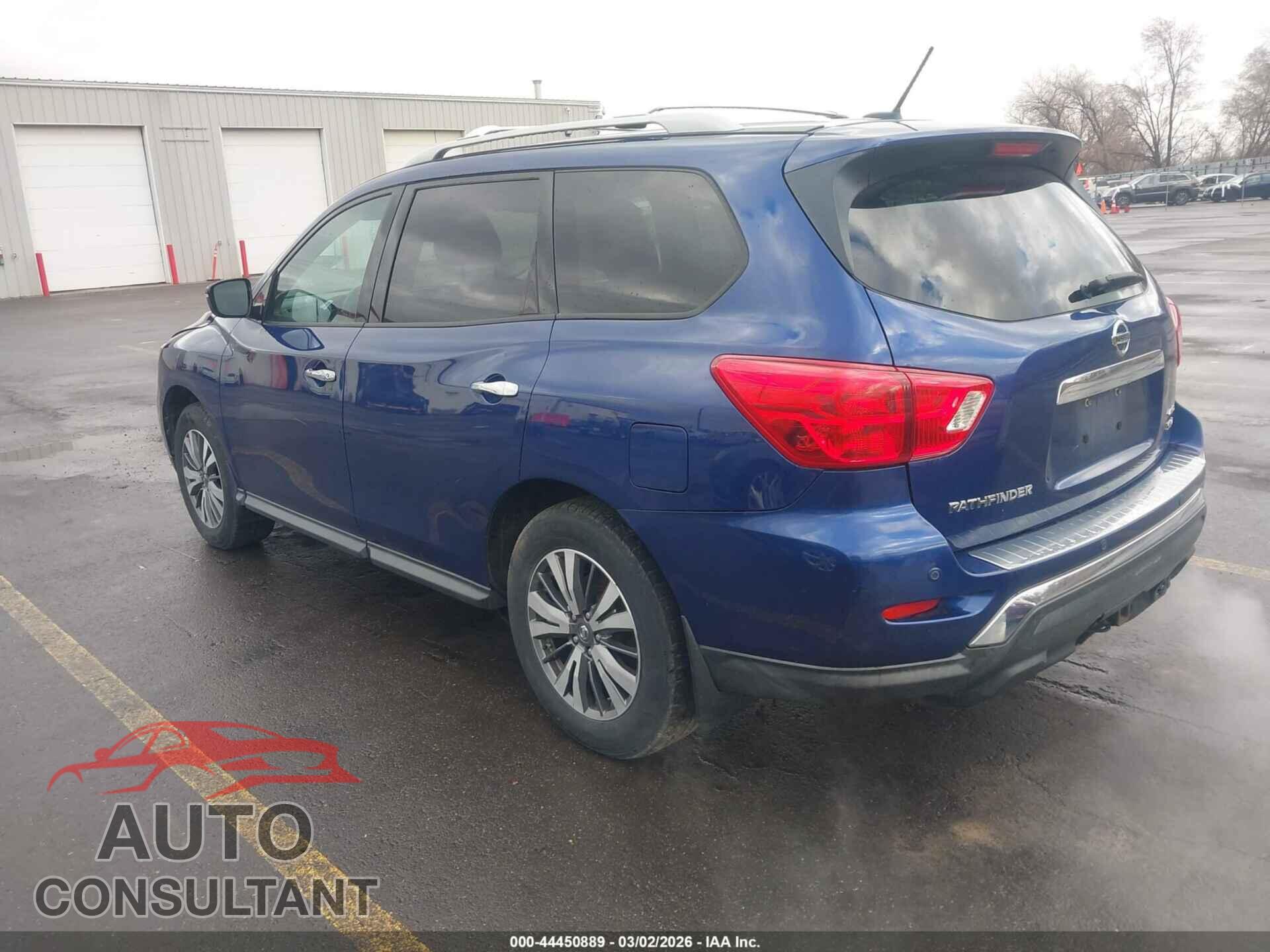 NISSAN PATHFINDER 2017 - 5N1DR2MM6HC628683
