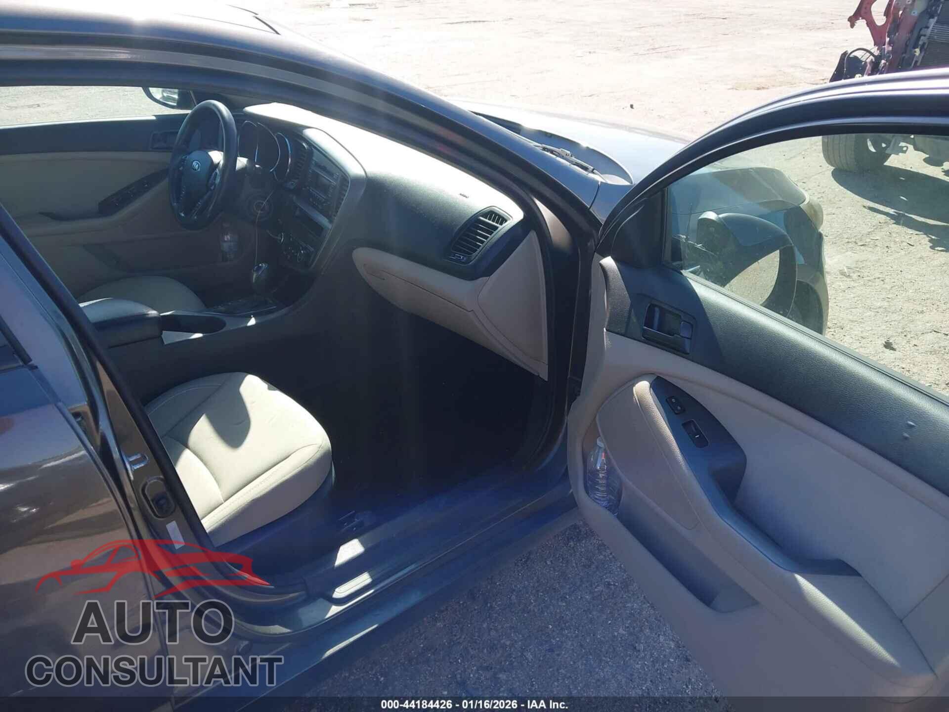 KIA OPTIMA 2013 - 5XXGM4A79DG230842