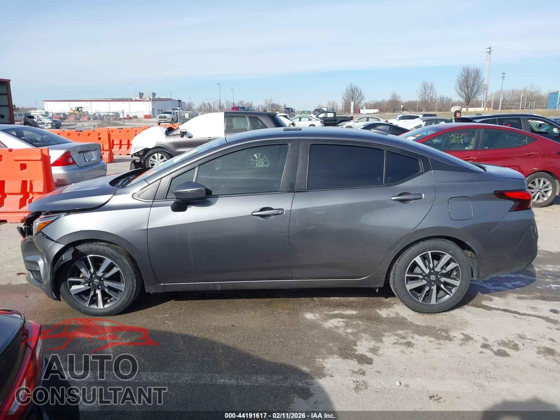 NISSAN VERSA 2021 - 3N1CN8EV5ML822015