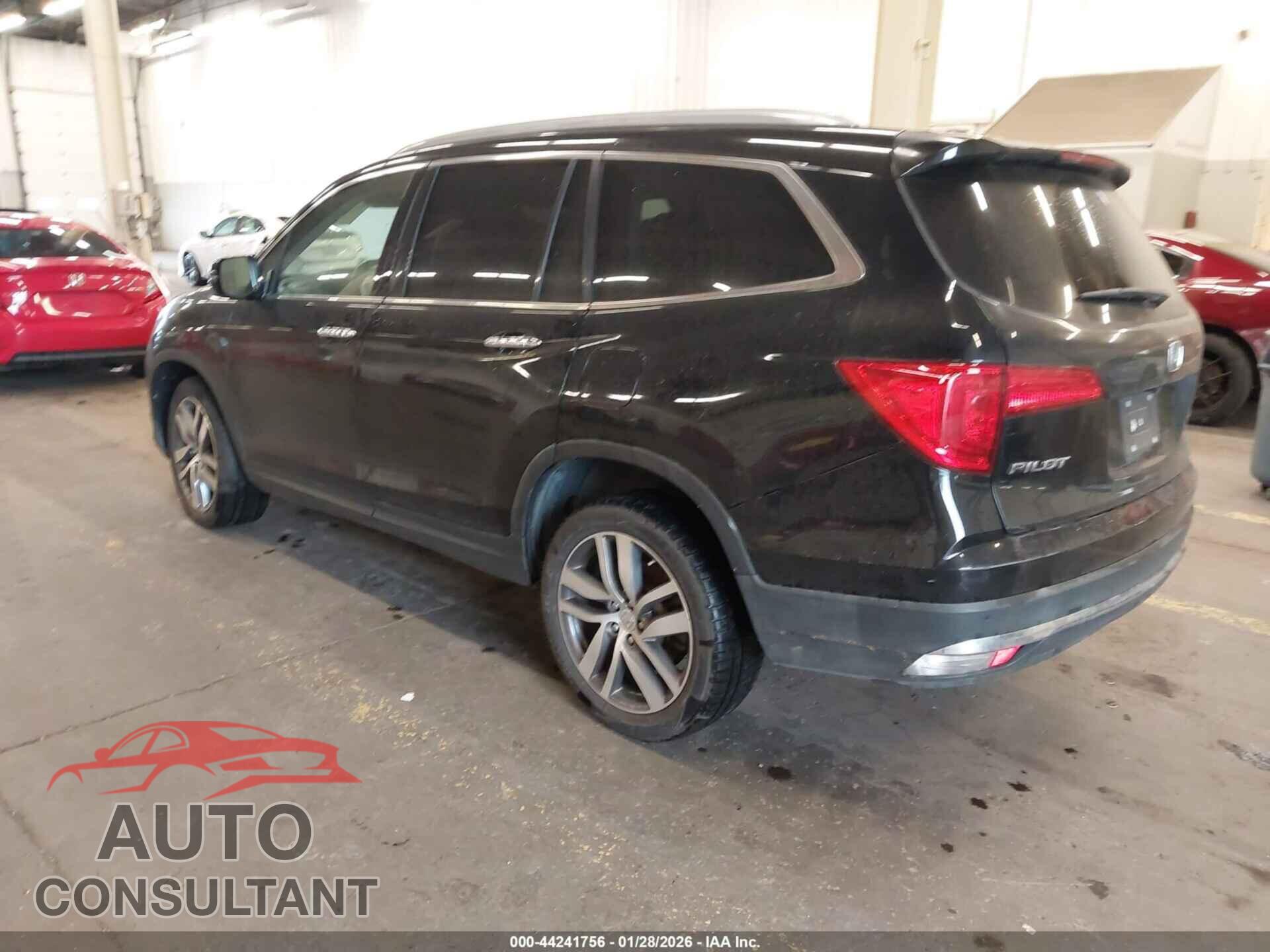 HONDA PILOT 2017 - 5FNYF6H01HB002894