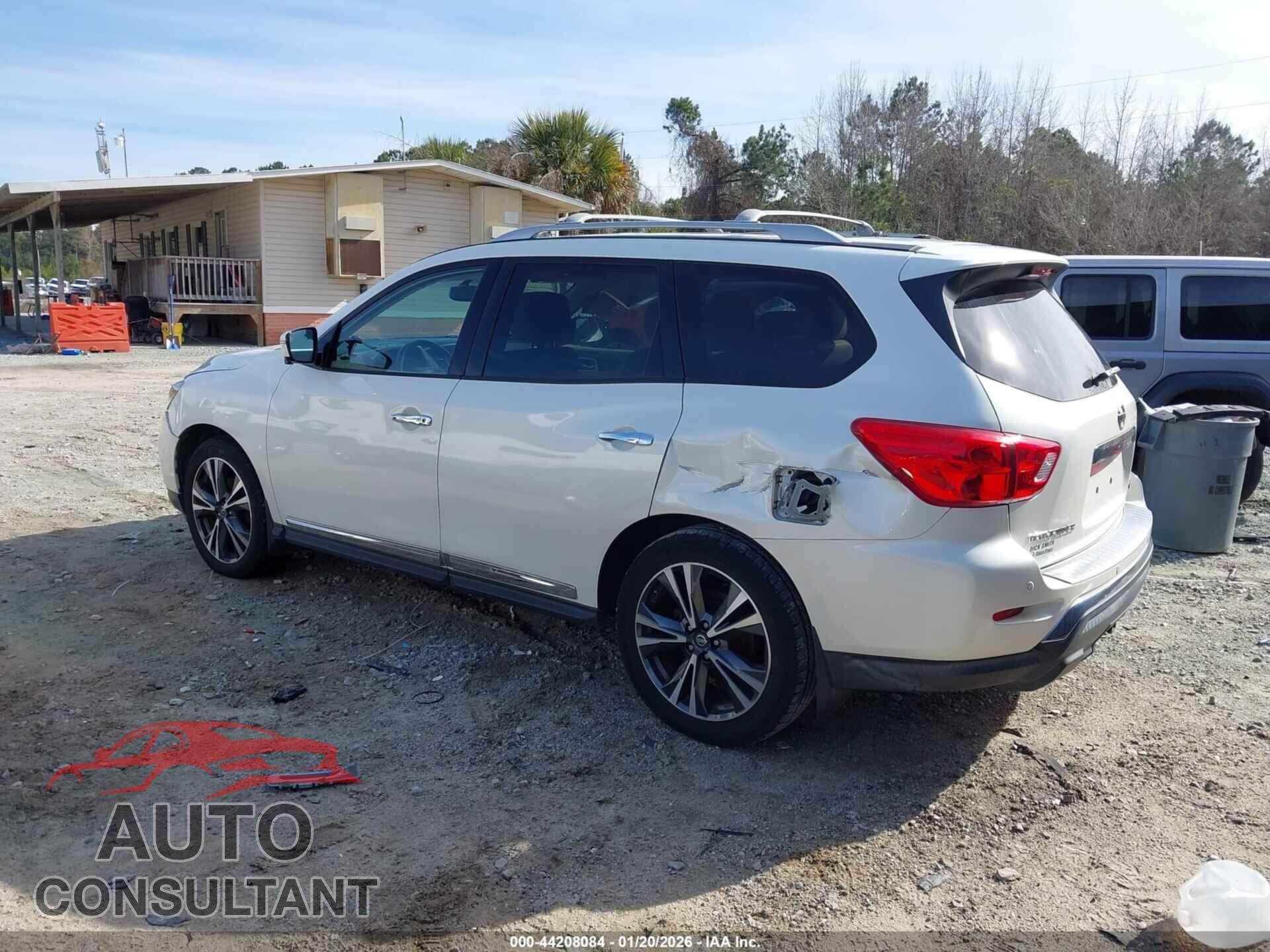 NISSAN PATHFINDER 2017 - 5N1DR2MN2HC676755
