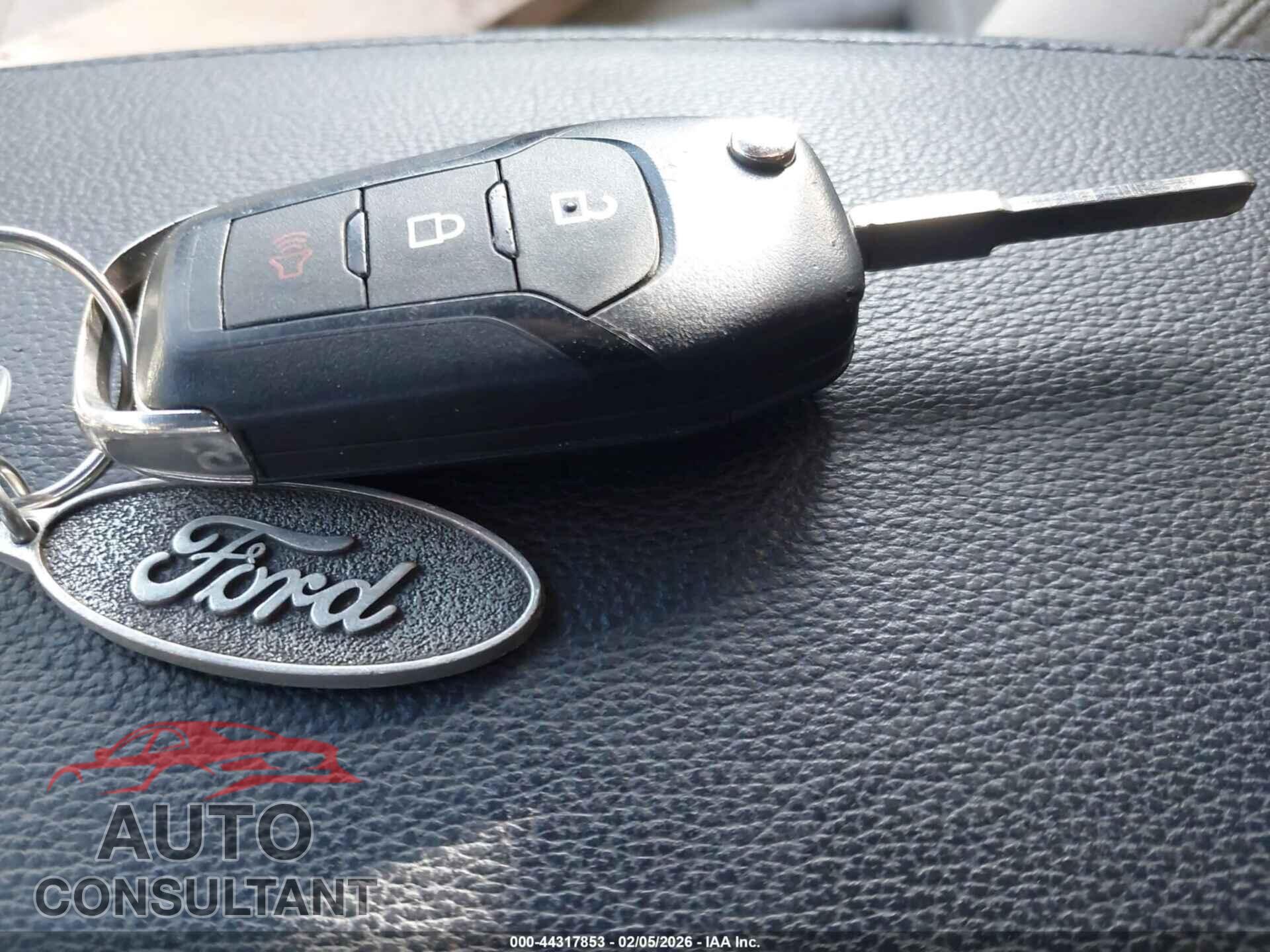 FORD EXPLORER 2017 - 1FM5K8B82HGE25509