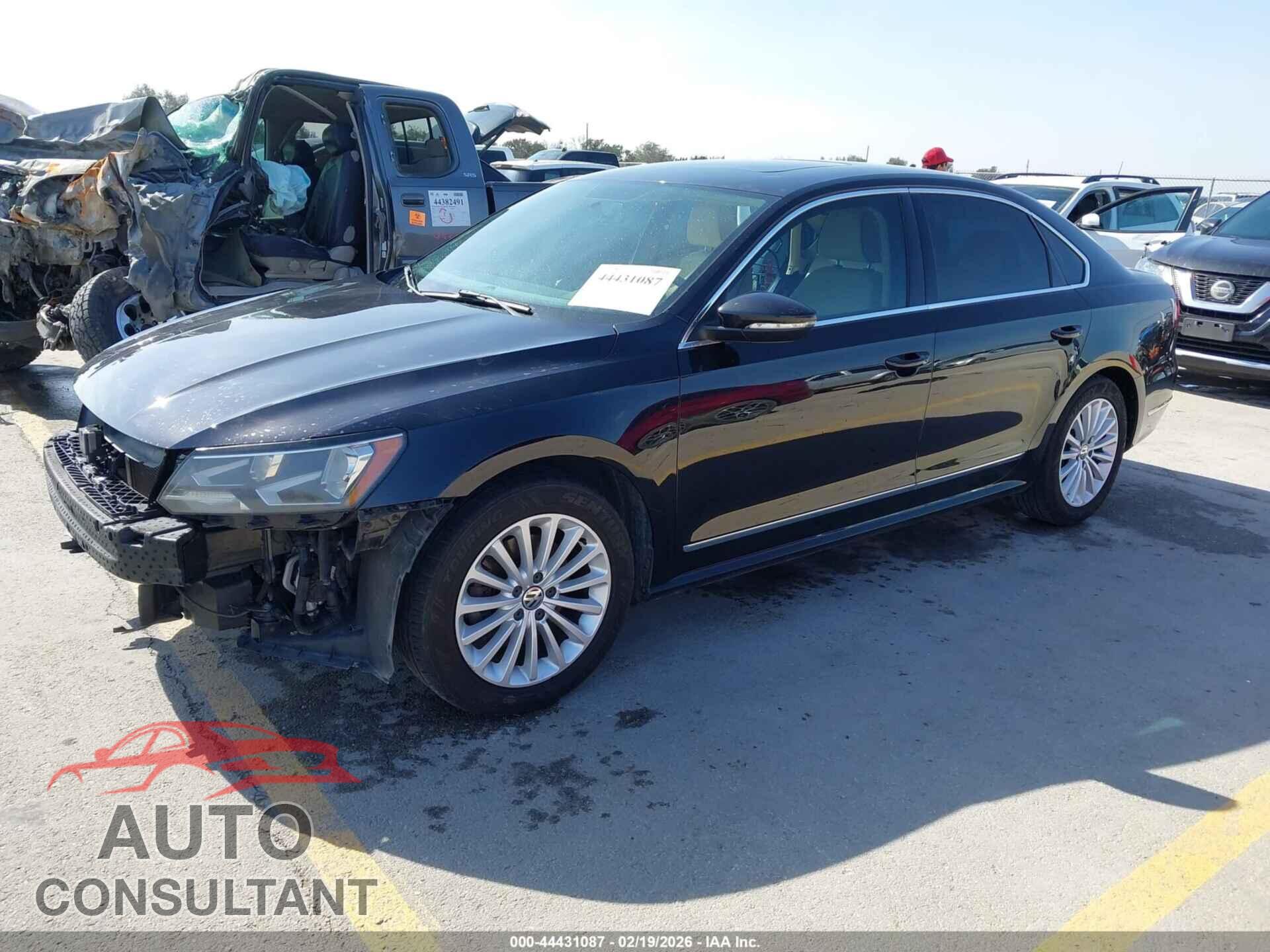 VOLKSWAGEN PASSAT 2017 - 1VWBT7A36HC053603