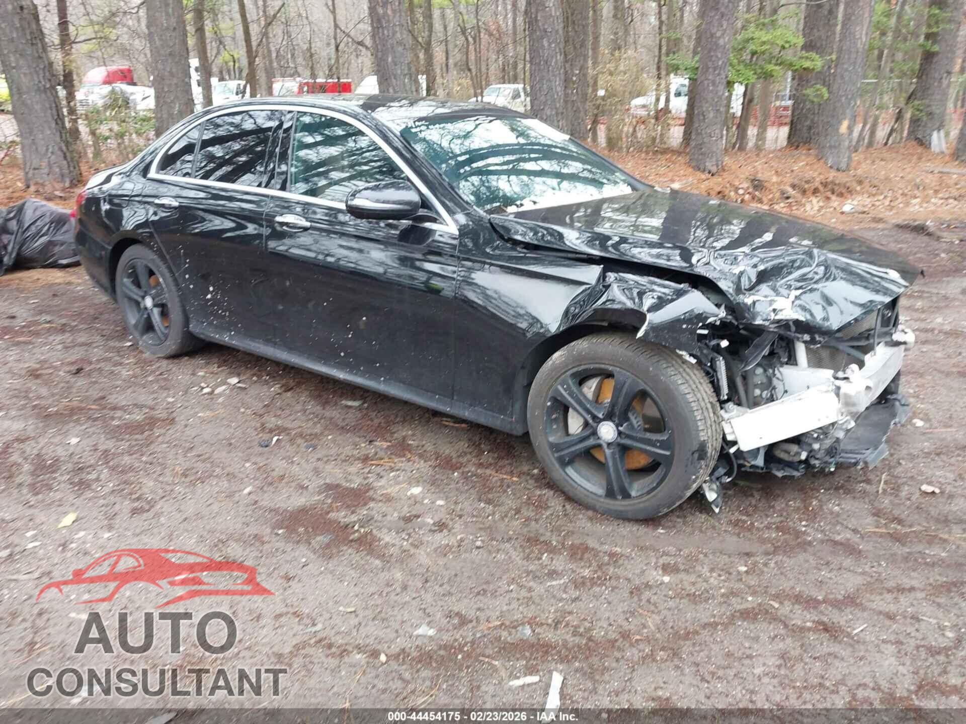 MERCEDES-BENZ E 300 2017 - WDDZF4JB0HA190603