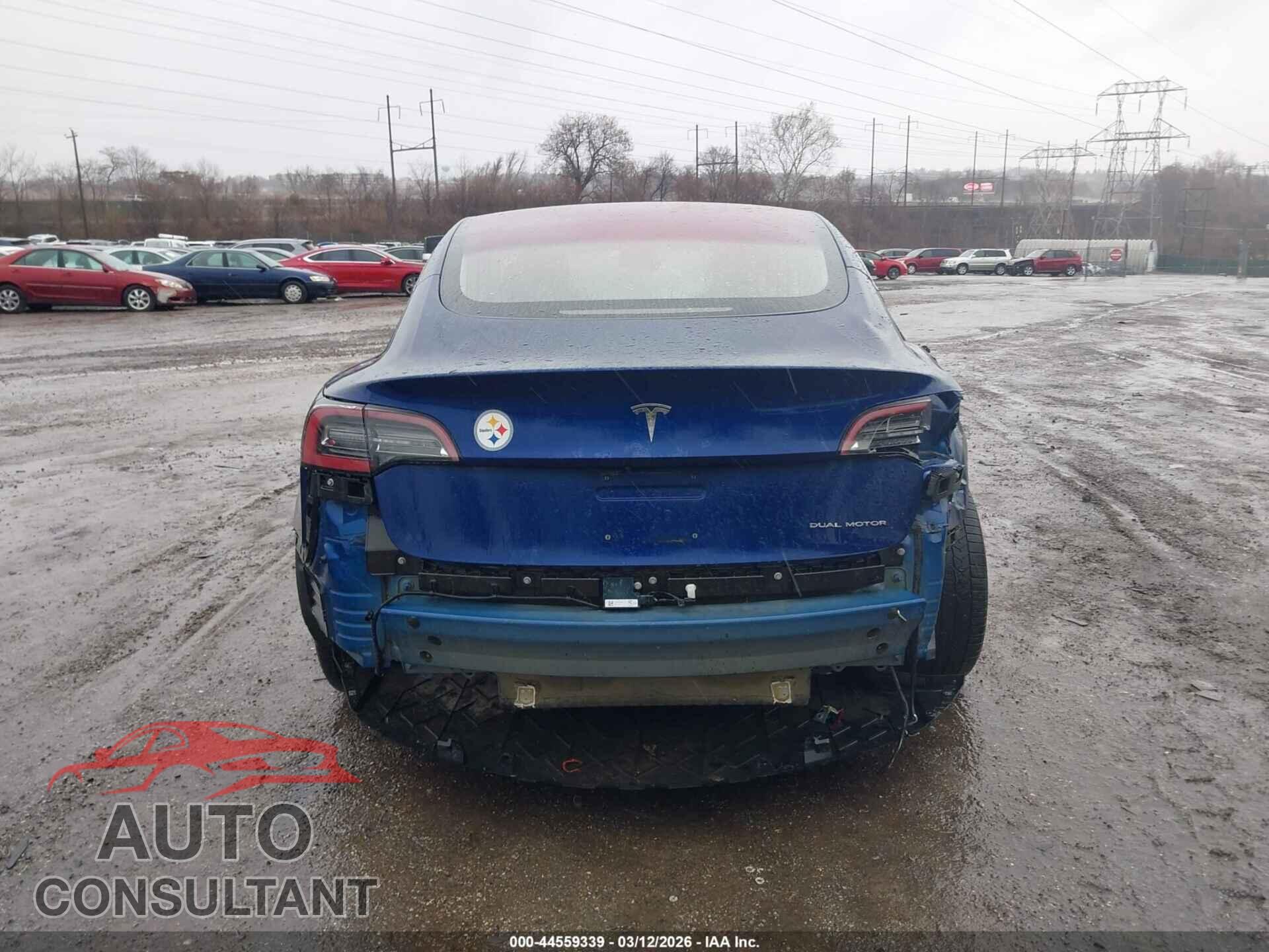 TESLA MODEL 3 2018 - 5YJ3E1EB3JF130646