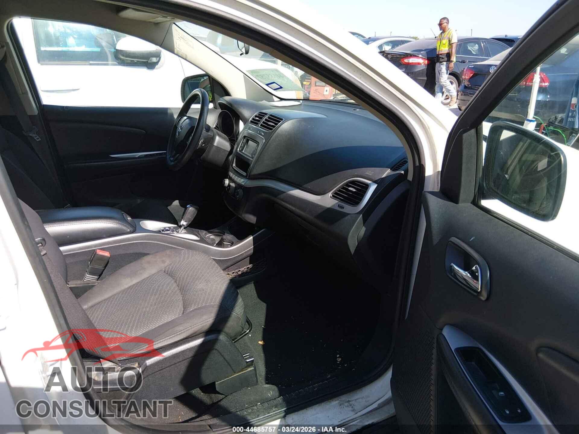 DODGE JOURNEY 2015 - 3C4PDCBB5FT536568