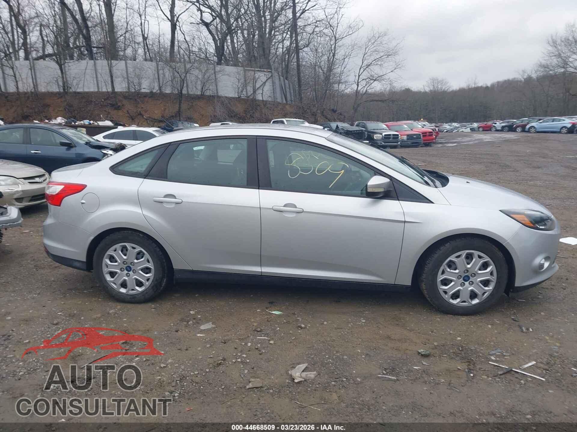 FORD FOCUS 2012 - 1FAHP3F22CL464246