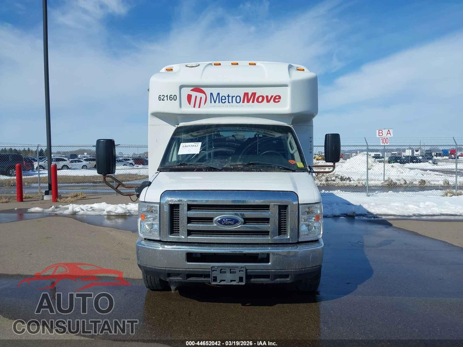 FORD E-450 CUTAWAY 2018 - 1FDFE4FS6JDC36315