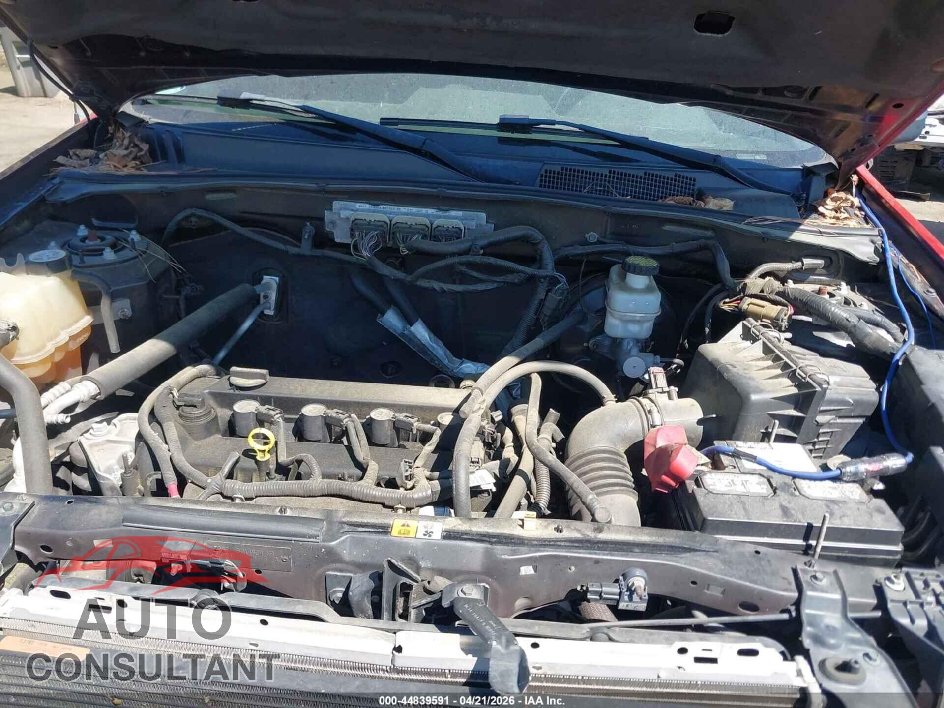 FORD ESCAPE 2010 - 1FMCU9D75AKA79339