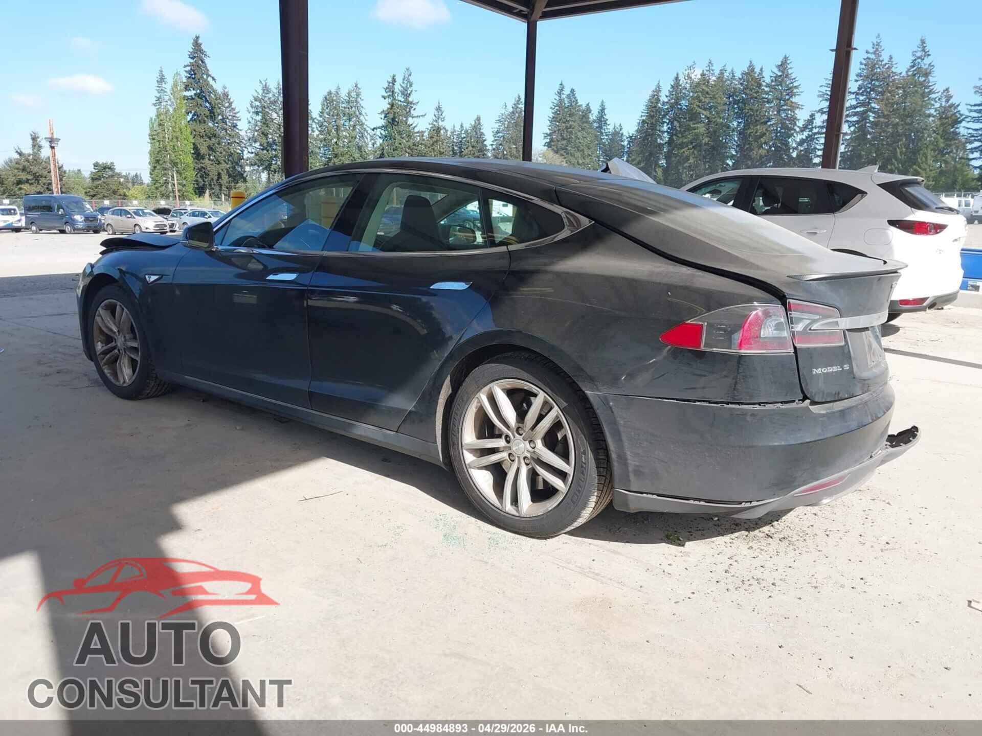 TESLA MODEL S 2013 - 5YJSA1DP1DFP04590