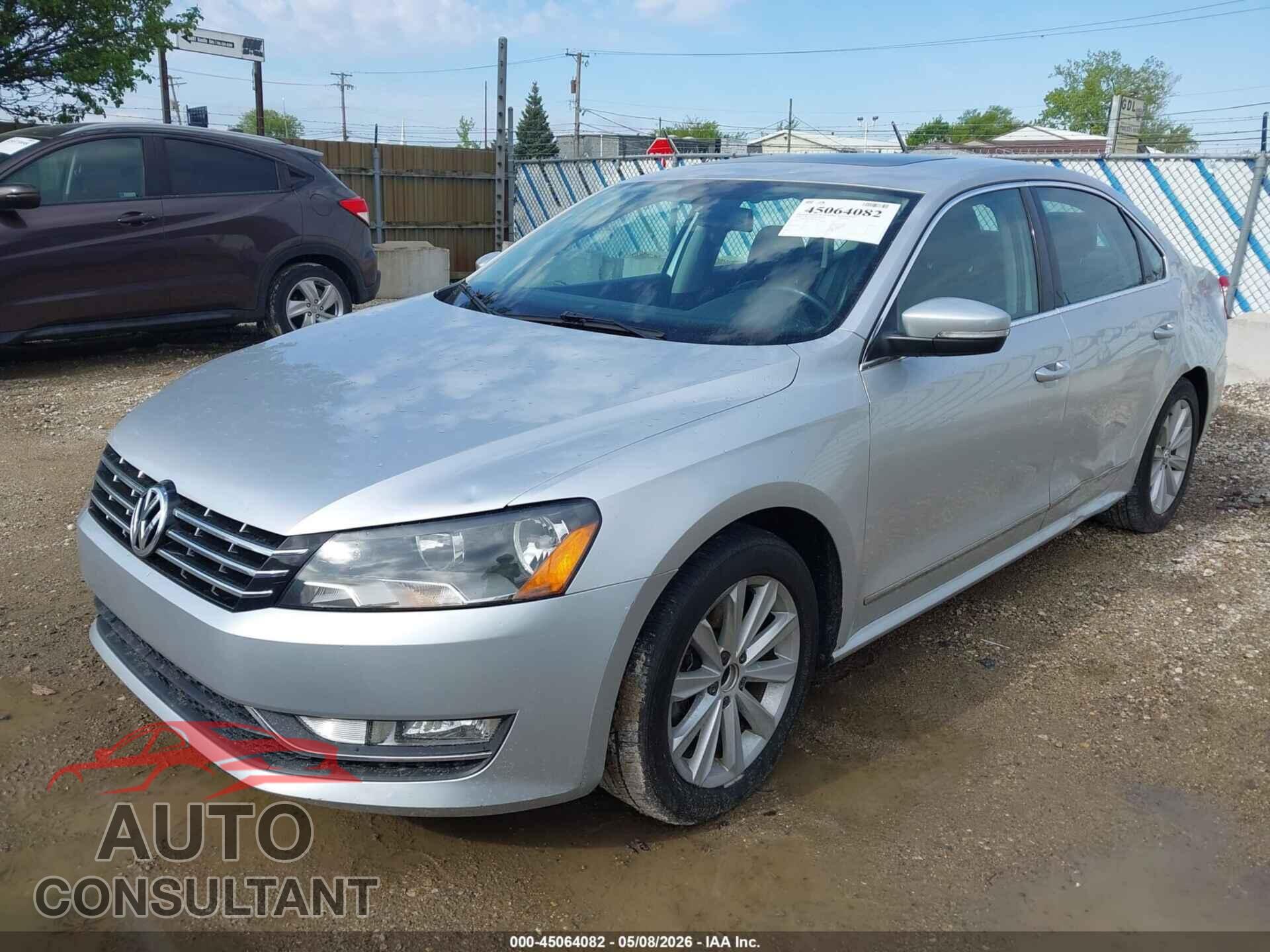 VOLKSWAGEN PASSAT 2013 - 1VWCH7A36DC059305