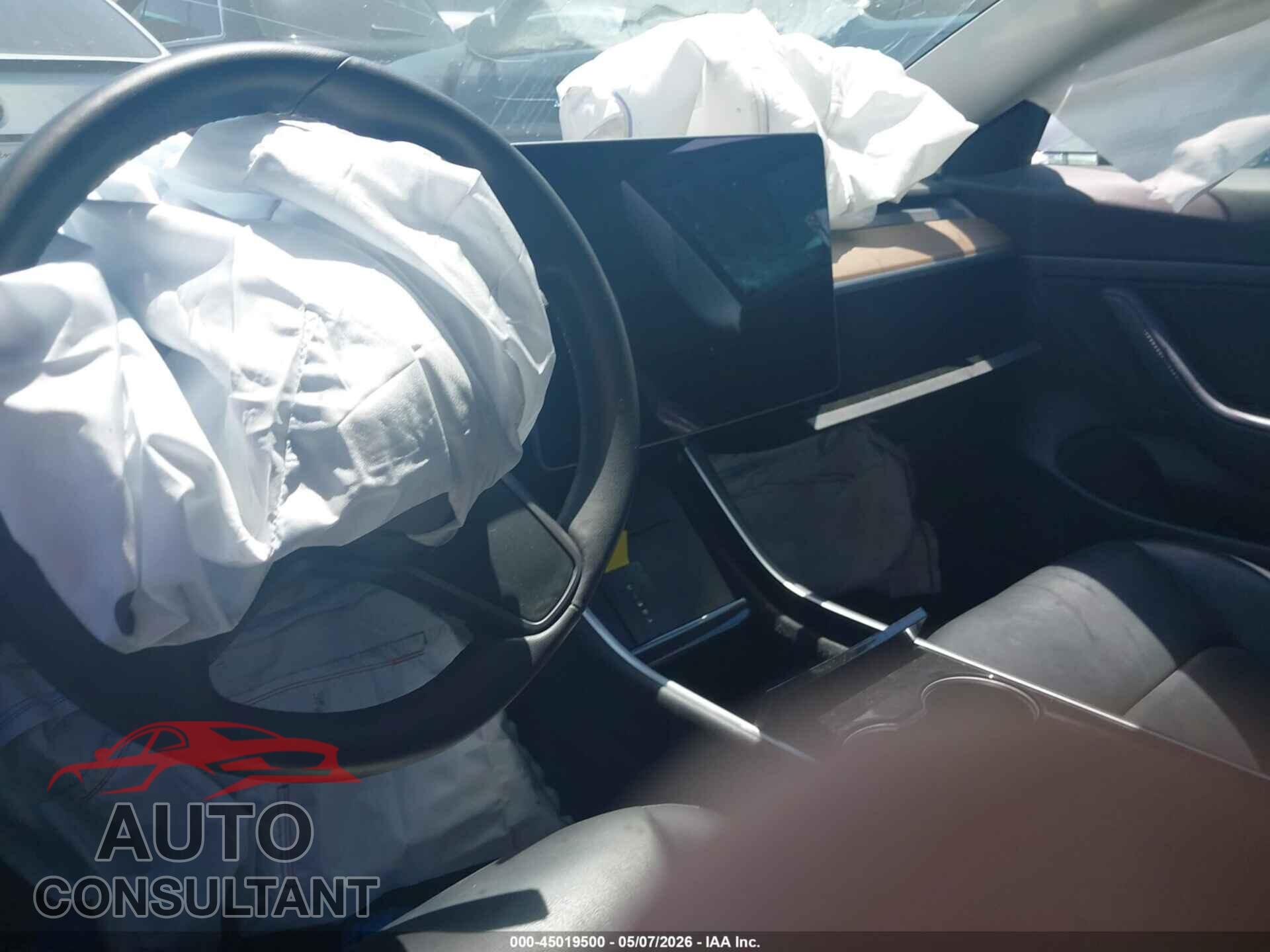 TESLA MODEL 3 2020 - 5YJ3E1EA2LF670077
