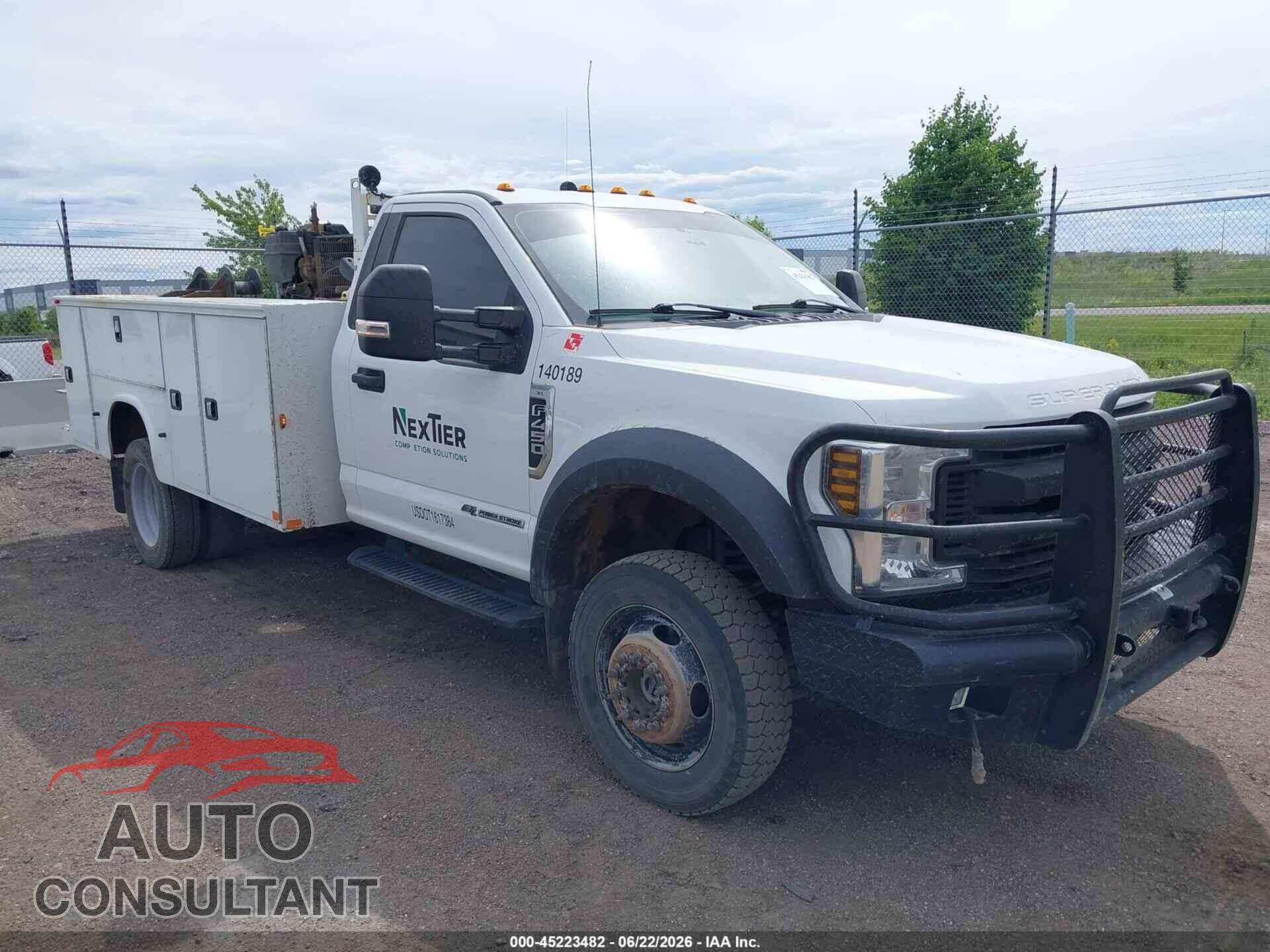 FORD F-450 CHASSIS 2018 - 1FDUF4HT2JEC94796