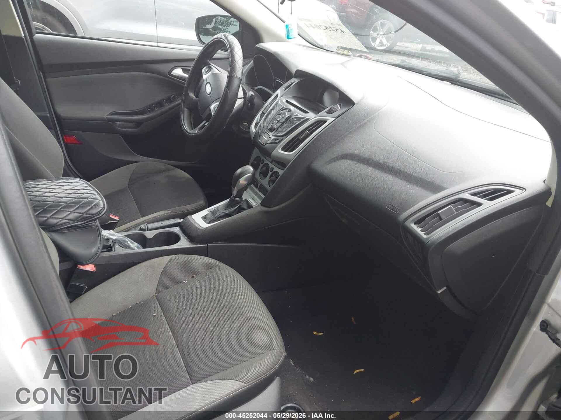 FORD FOCUS 2013 - 1FADP3F26DL340450