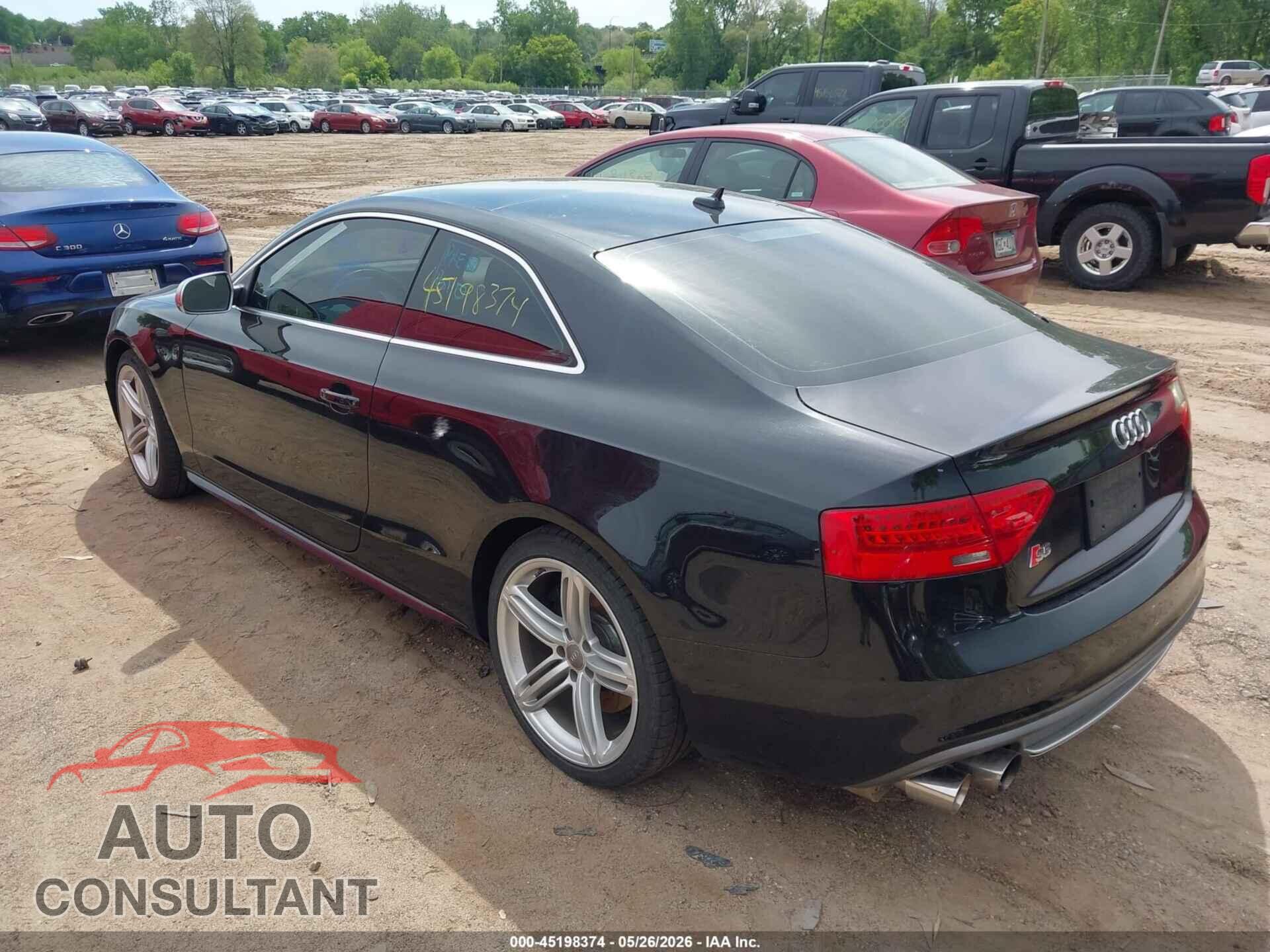 AUDI S5 2013 - WAUCGAFR0DA035459