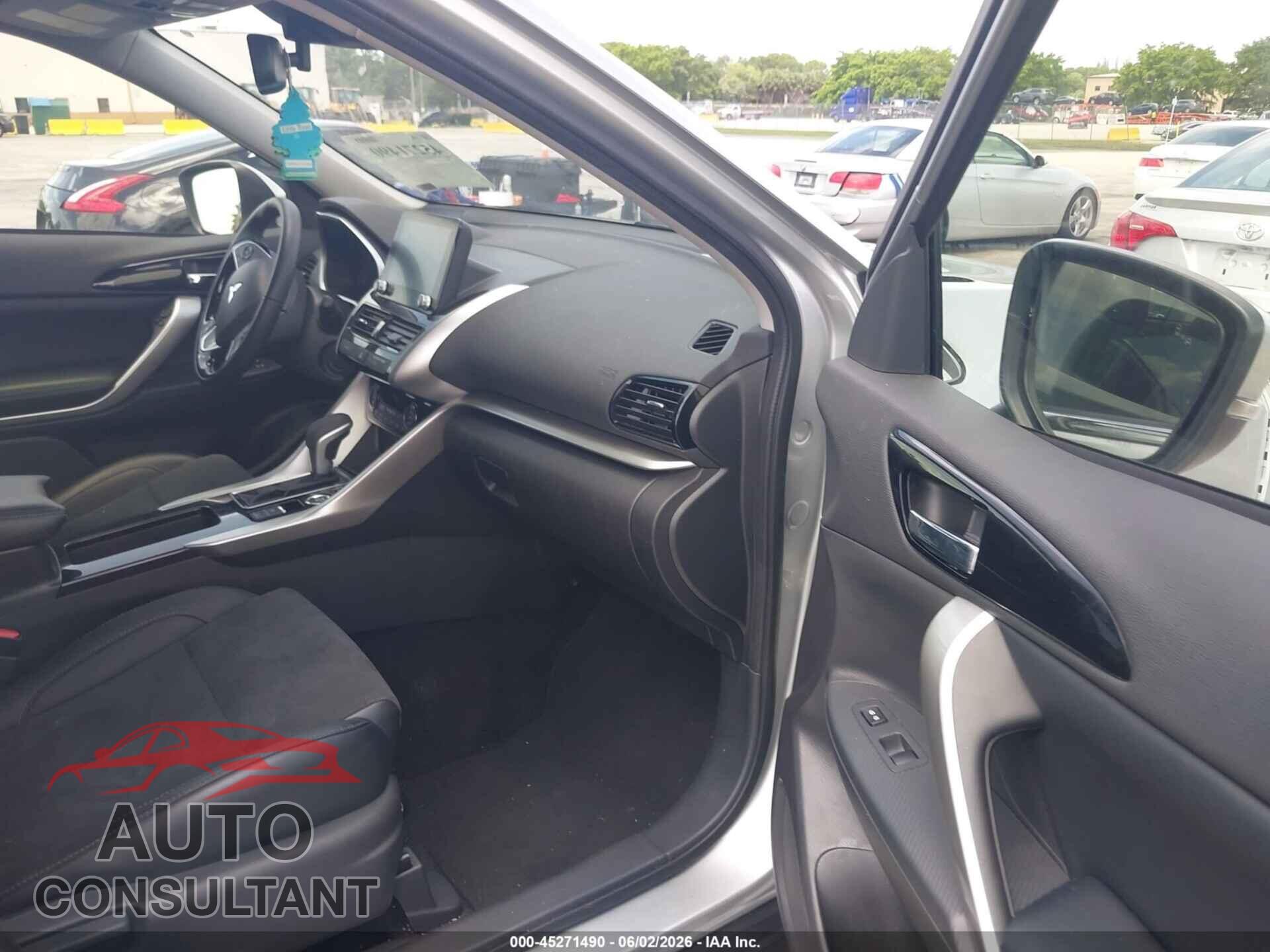 MITSUBISHI ECLIPSE CROSS 2026 - JA4ATWAAXTZ002015