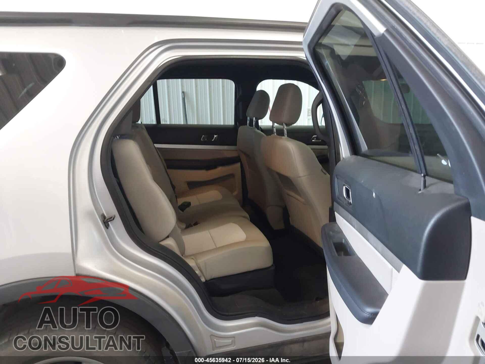FORD EXPLORER 2018 - 1FM5K8B81JGB95256